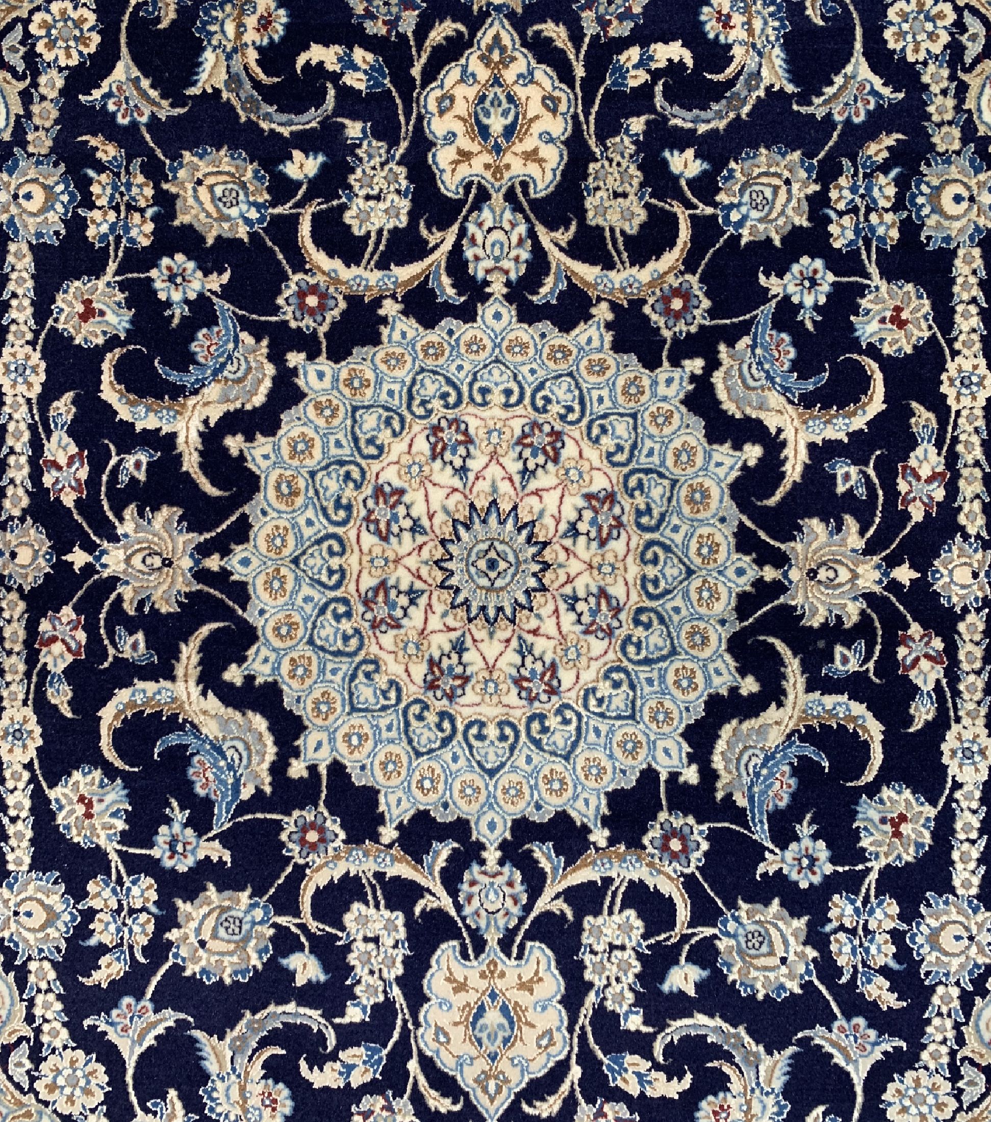 Detail c: Nain fein(6 La), Persien, ca. 40 Jahre, Korkwolle mit Seide, ca. 150 x 103 cm, EHZ: 1-2