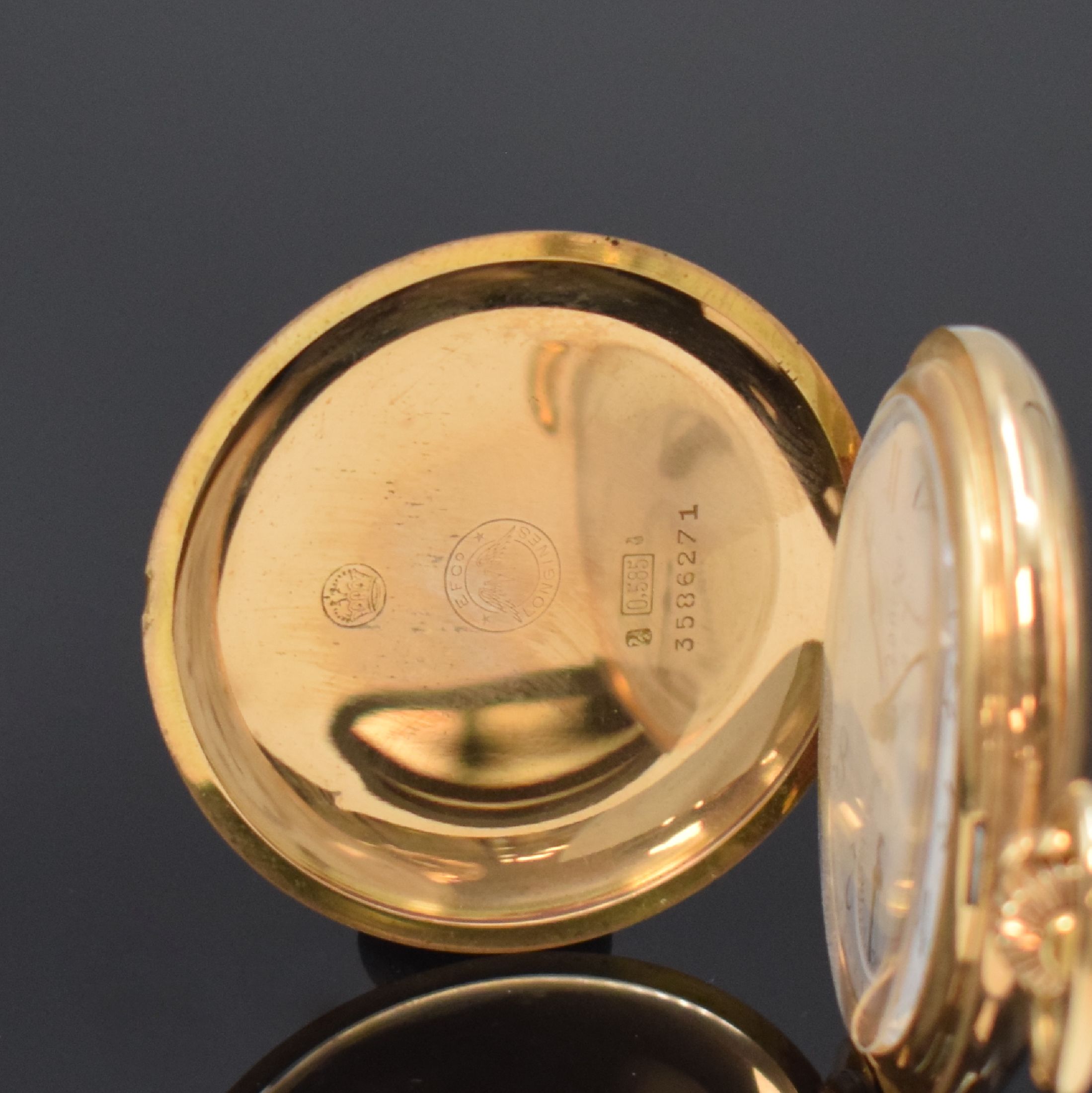 Detail a: LONGINES Herrensavonette in RoseG 585/000, Schweiz um 1920, guill. 2-Deckel Goldgeh. l. dell., Sprungdeckel m. Schmuckmonogramm GK, verg. Cuv. m. ...