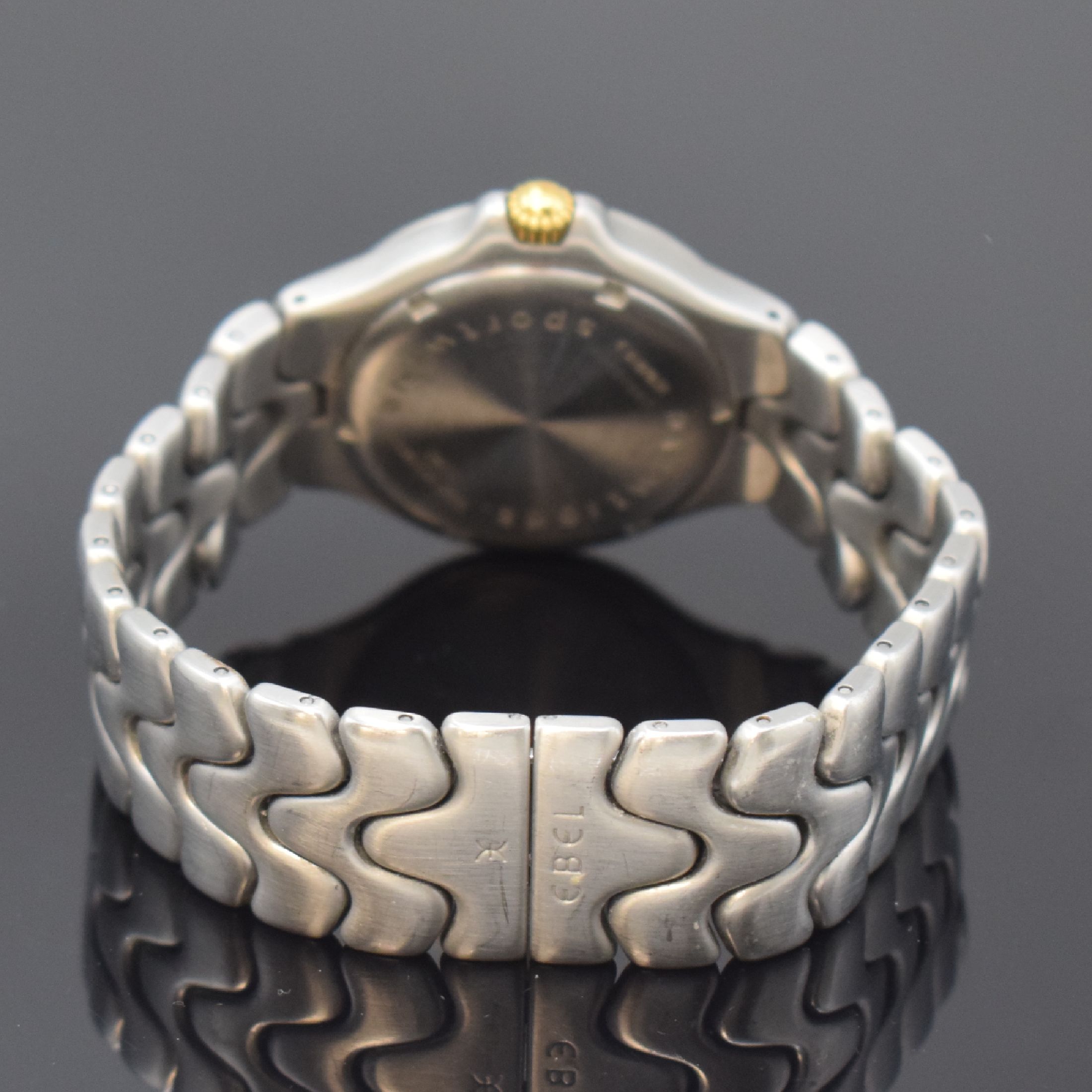Detail b: EBEL Herrenarmbanduhr Model Sportwave Referenz 6187631, Schweiz um 2005, quarz, Edelstahl/Gold komb. inkl. Gliederband m. dopp. Faltschl., Boden ...