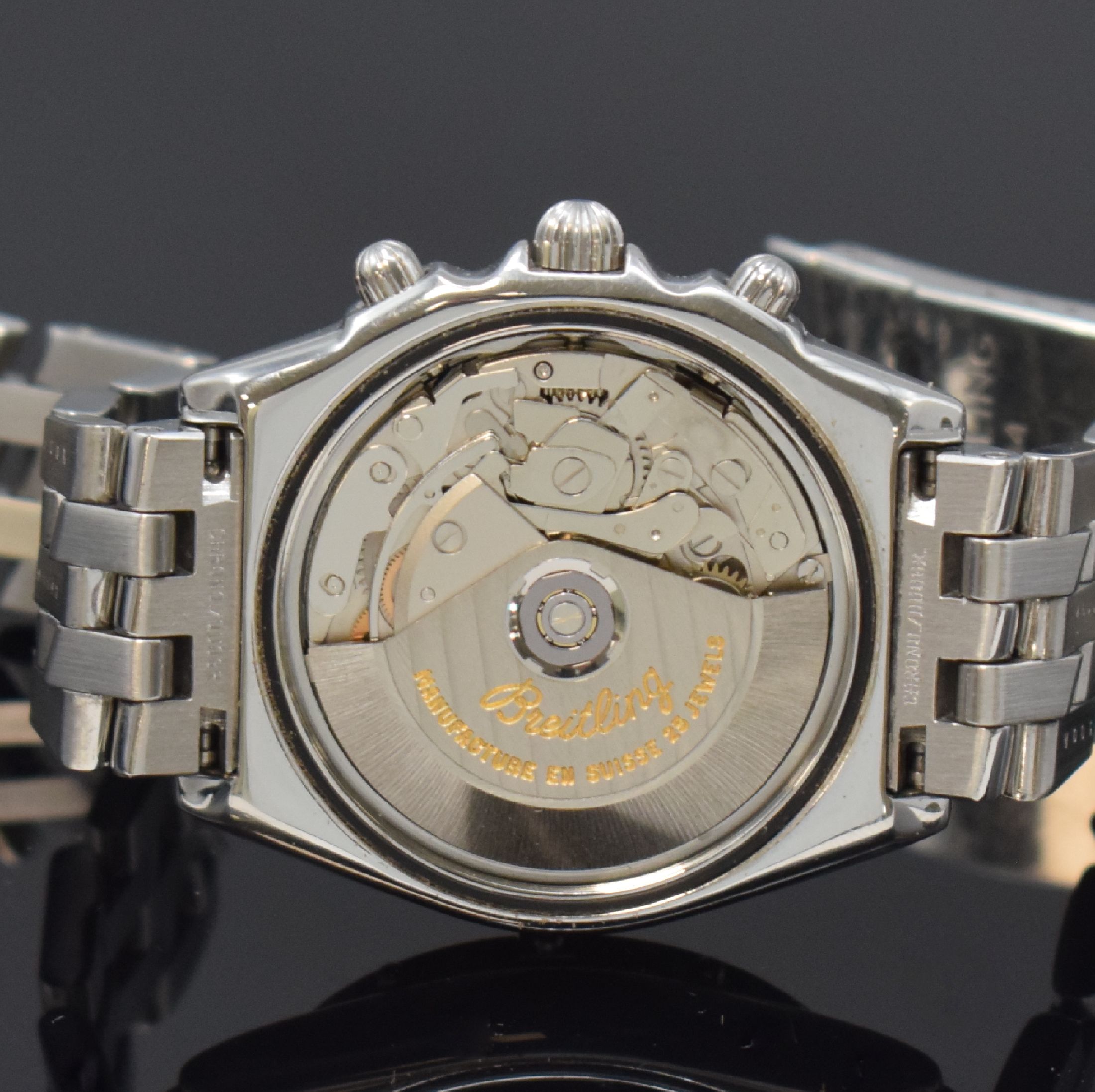 Detail e: BREITLING Chronomat RAF Hong Kong auf 1997 Stück limitierter Armbandchronograph Referenz A13050.1, Schweiz um 1997, Automatik, Edelstahlgeh. inkl. ...