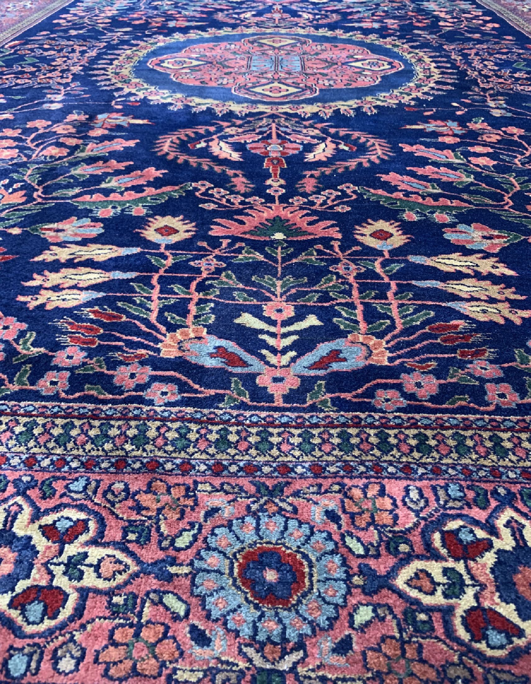 Detail c: Sarogh Mohajeran fein, Indien, ca. 40 Jahre, Korkwolle auf Baumwolle, ca. 283 x 200 cm, EHZ: 1-2