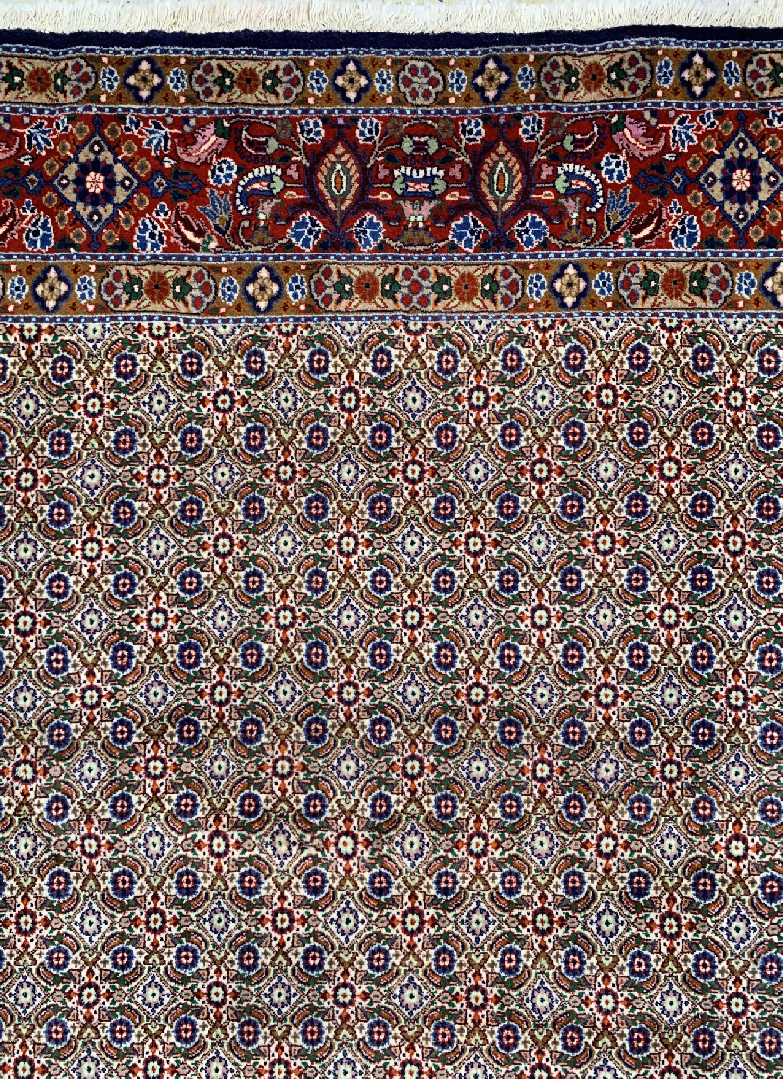 Detail b: Mud, Persien, ca. 40 Jahre, Wolle auf Baumwolle, ca. 290 x 195 cm, EHZ: 1-2