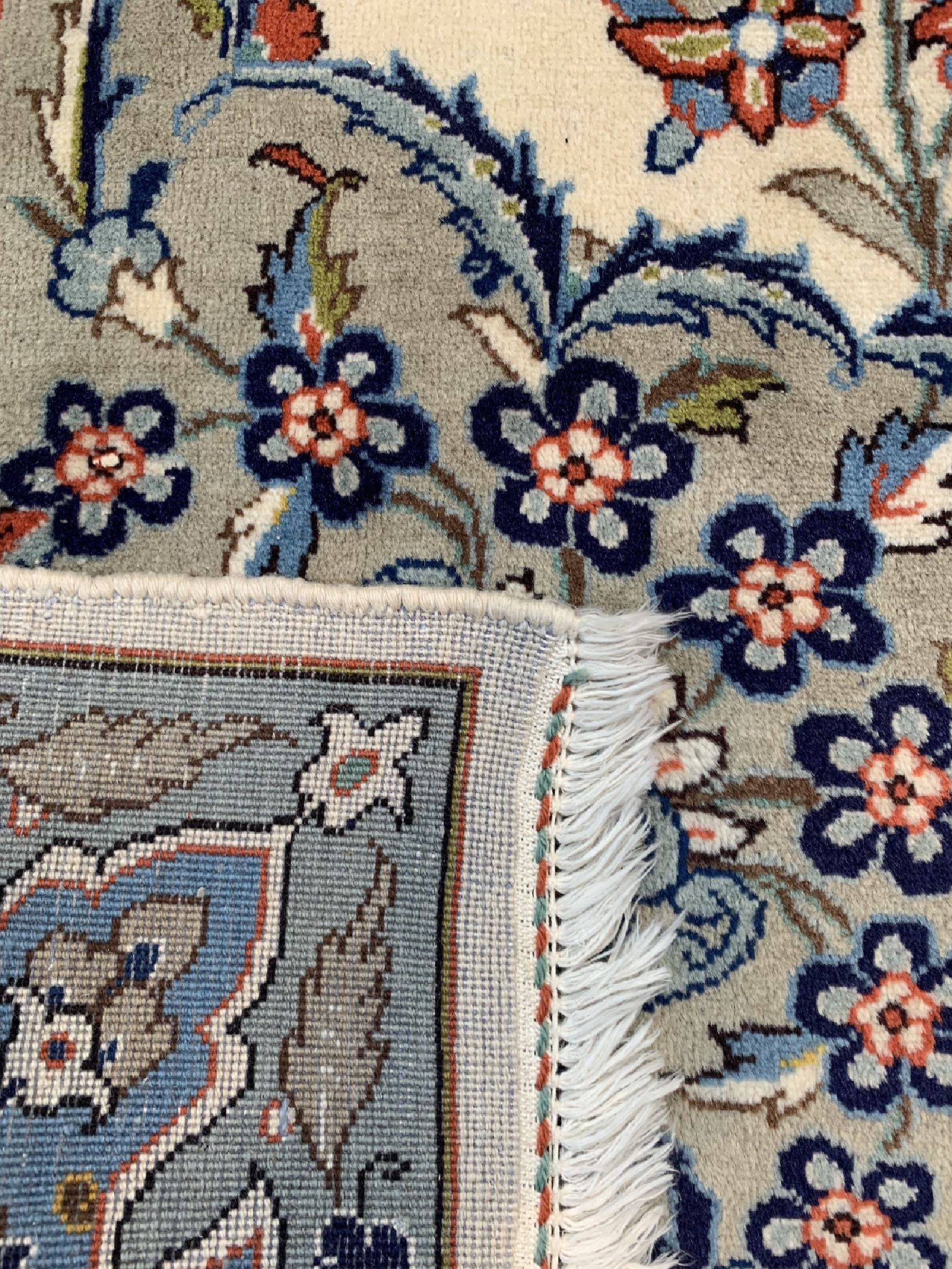 Detail f: Yazd, Persien, ca. 40 Jahre, Wolle auf Baumwolle, ca. 250 x 200 cm, EHZ:1-2(kleiner Fleck)