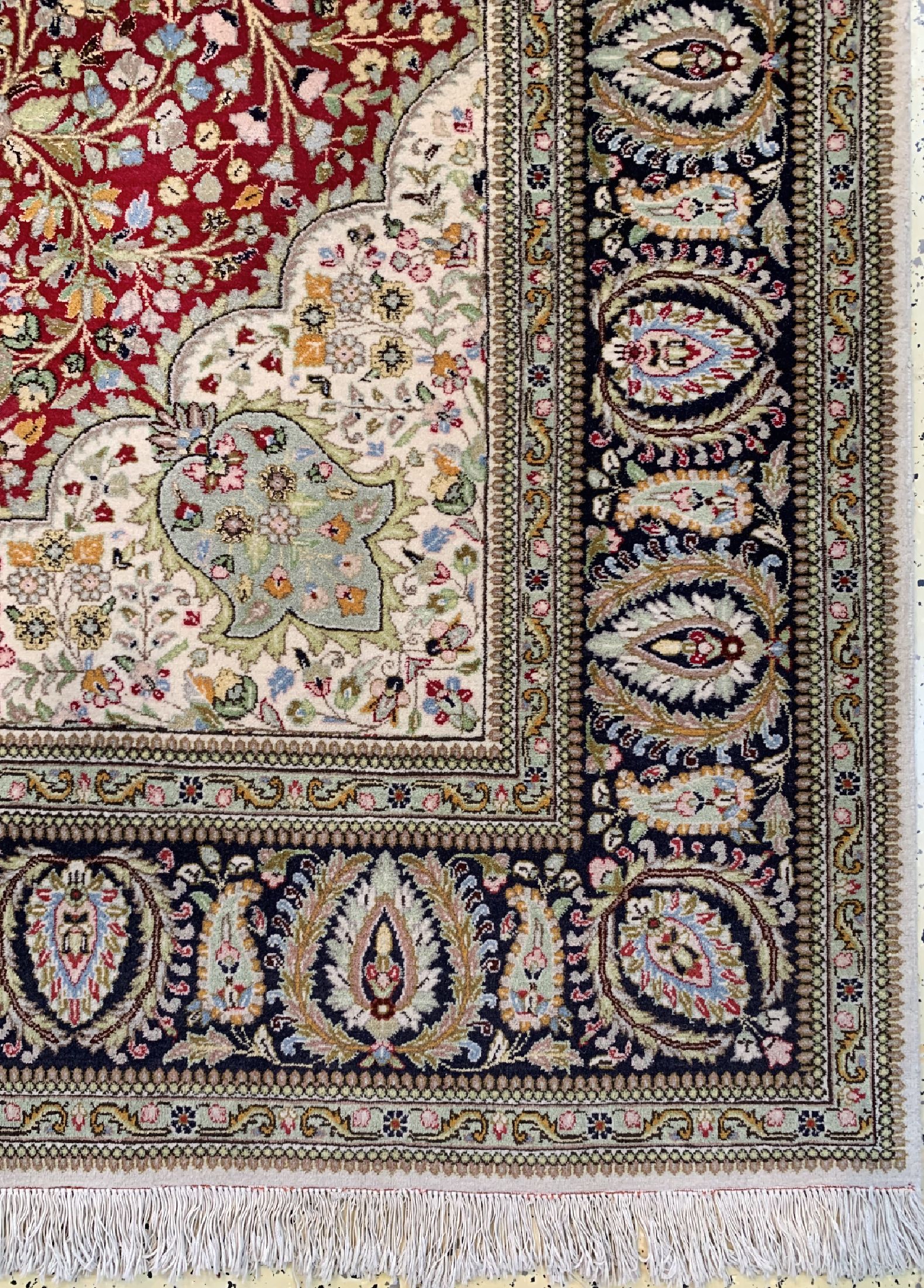 Detail a: Täbriz Tabatabai fein, Persien, ca. 40 Jahre, Korkwolle mit Seide, ca. 277 x 194 cm, EHZ: 1-2
