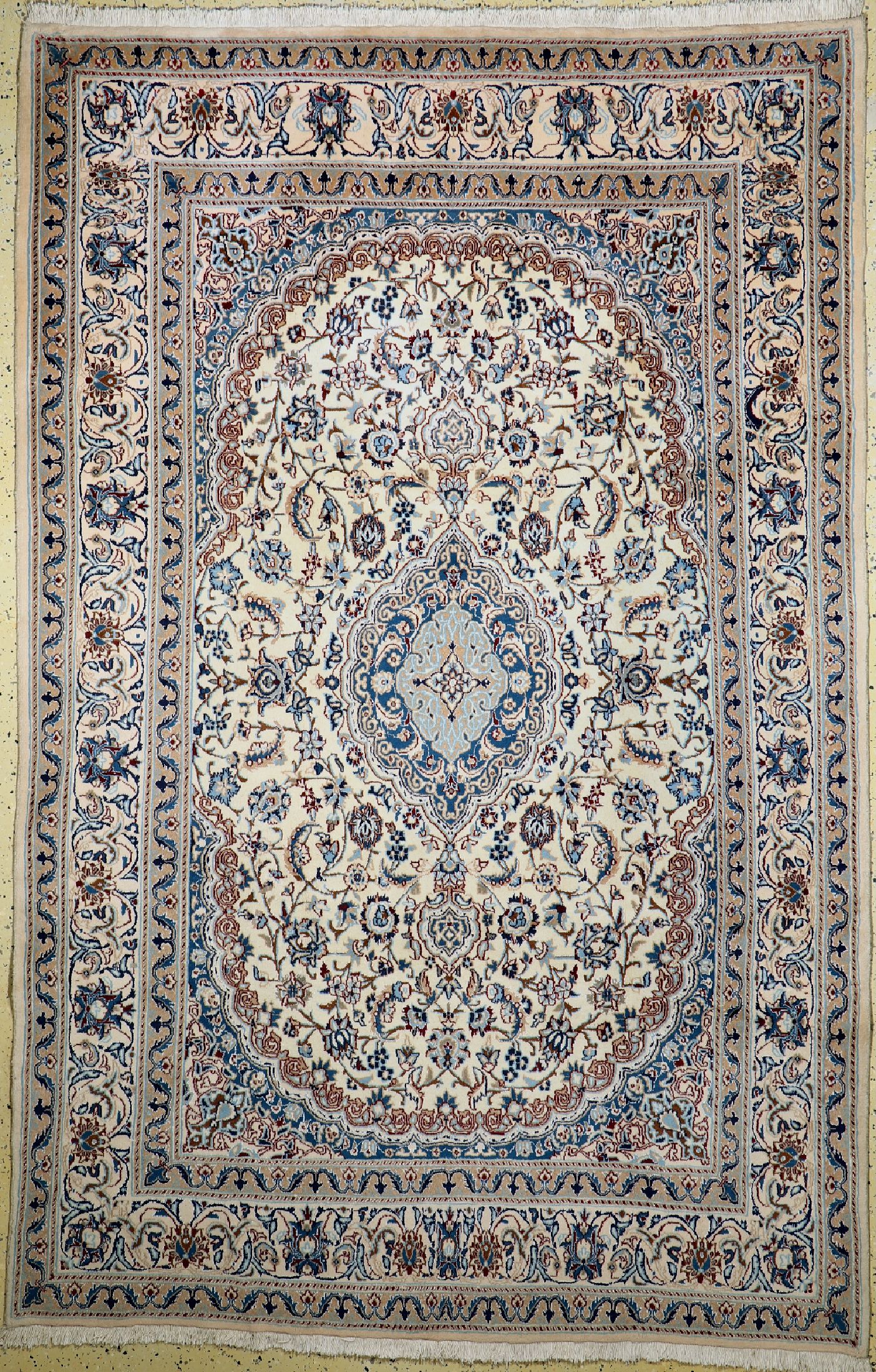Nain, Persien, ca. 40 Jahre, Wolle auf Baumwolle, ca. 309 x 200 cm, EHZ: 1-2