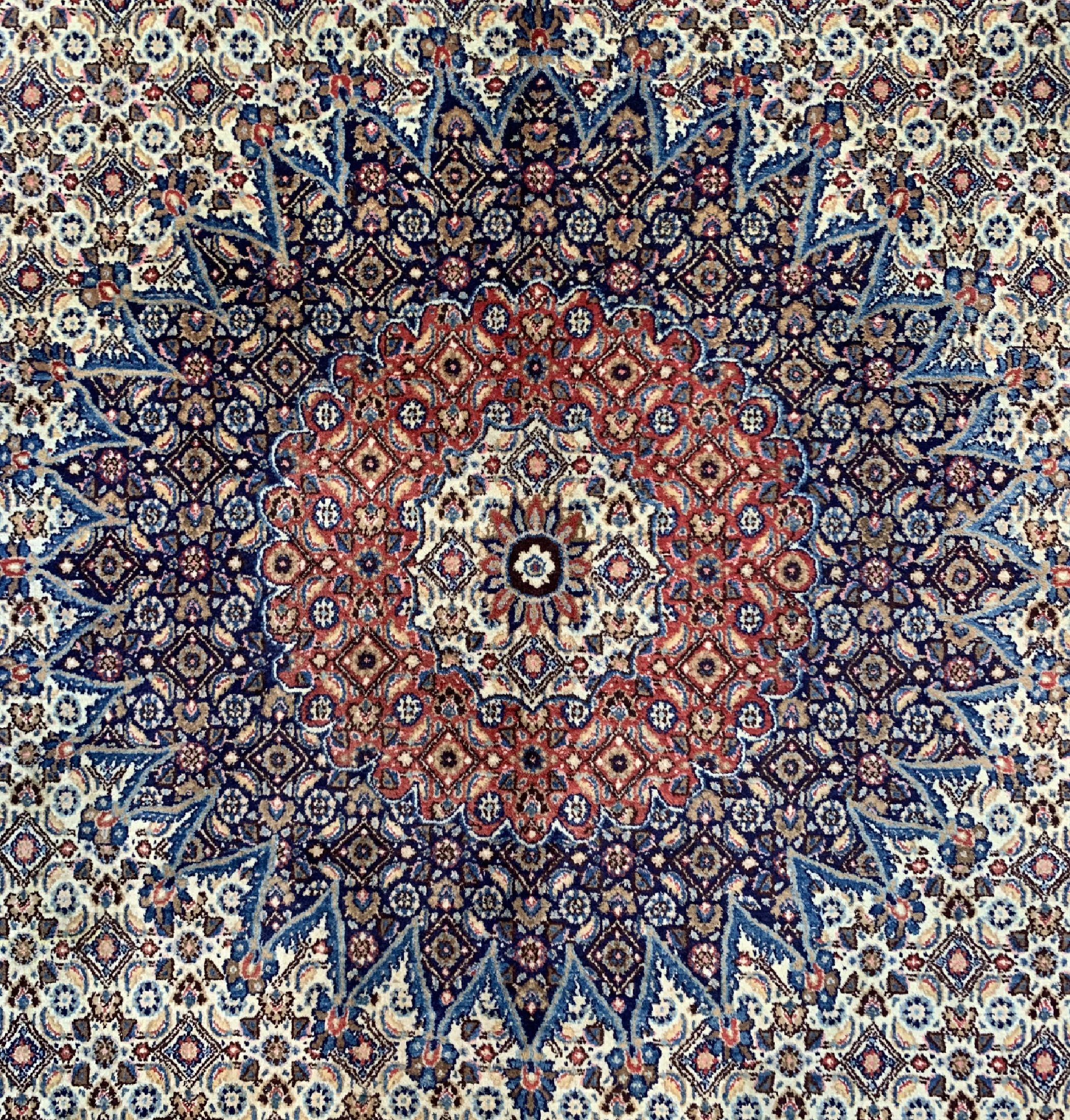 Detail b: Mud, Persien, ca. 50 Jahre, Wolle auf Baumwolle, ca. 403 x 297 cm, Reinigungsbedürftig, EHZ: 2