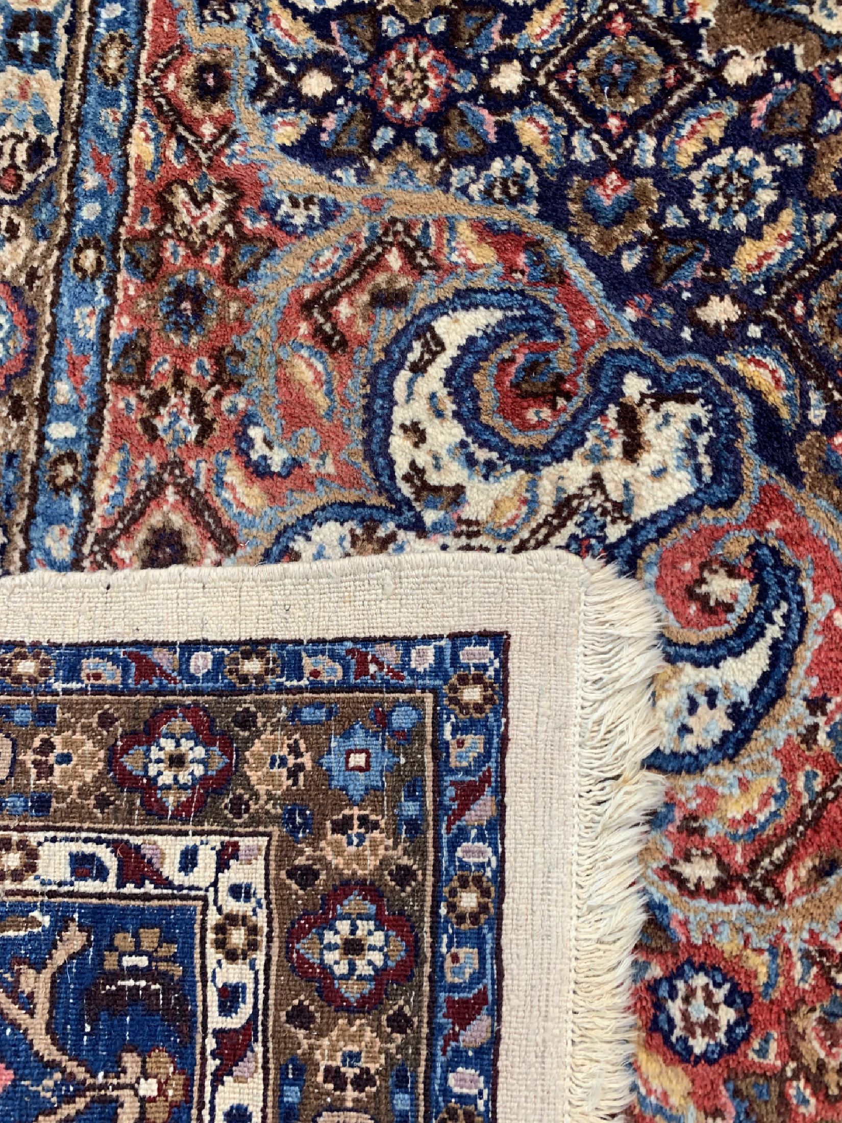 Detail d: Mud, Persien, ca. 50 Jahre, Wolle auf Baumwolle, ca. 403 x 297 cm, Reinigungsbedürftig, EHZ: 2