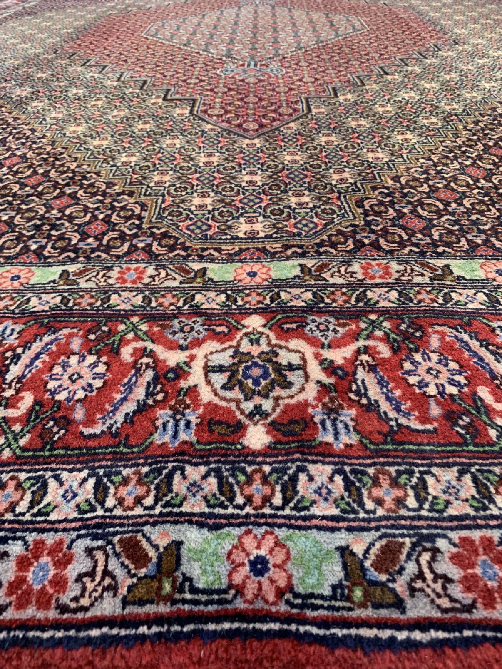 Detail c: Senneh fein, Persien, ca. 40 Jahre, Korkwolle auf Baumwolle, ca. 342 x 247 cm, EHZ: 1-2
