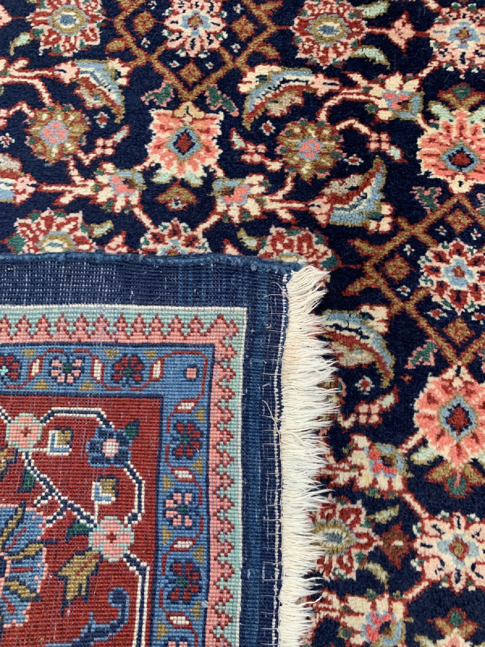 Detail d: Sarogh alt, Persien, um 1960, Wolle auf Baumwolle, ca. 320 x 227 cm, EHZ: 2