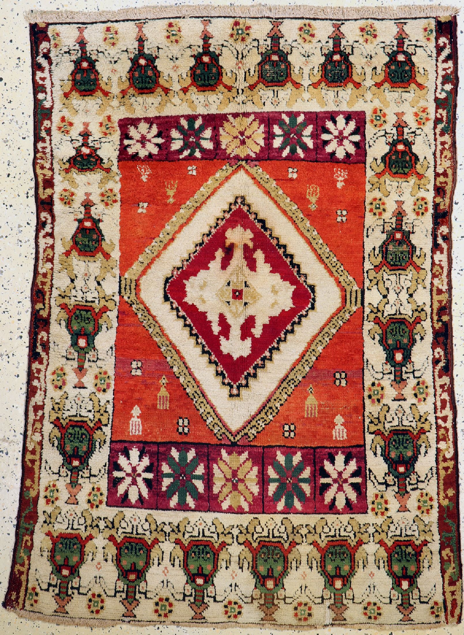 Bursa antik, Türkei, um 1920, Wolle auf Baumwolle, ca. 165 x 123 cm, verkürzt, EHZ: 2-3
