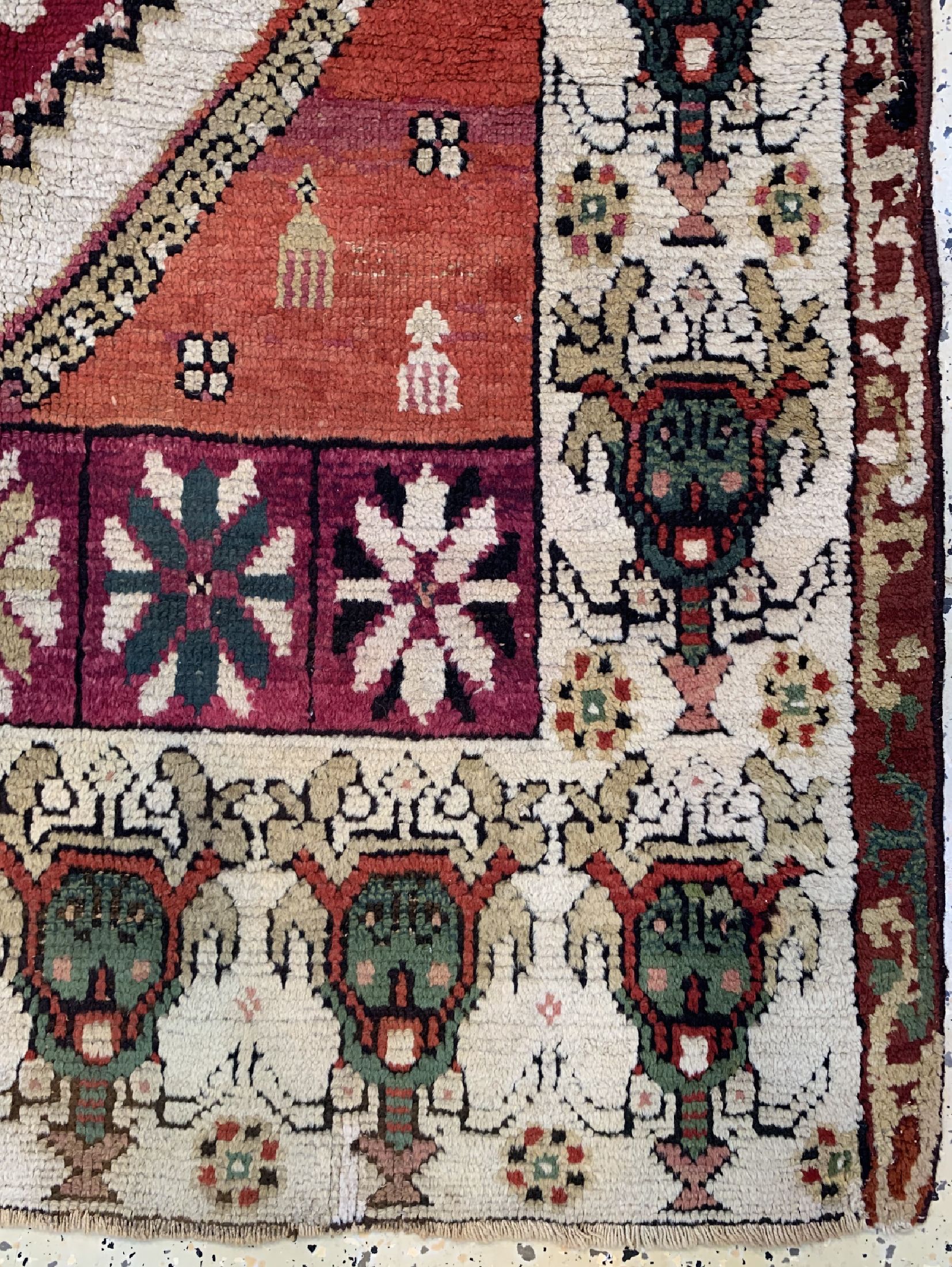 Detail a: Bursa antik, Türkei, um 1920, Wolle auf Baumwolle, ca. 165 x 123 cm, verkürzt, EHZ: 2-3