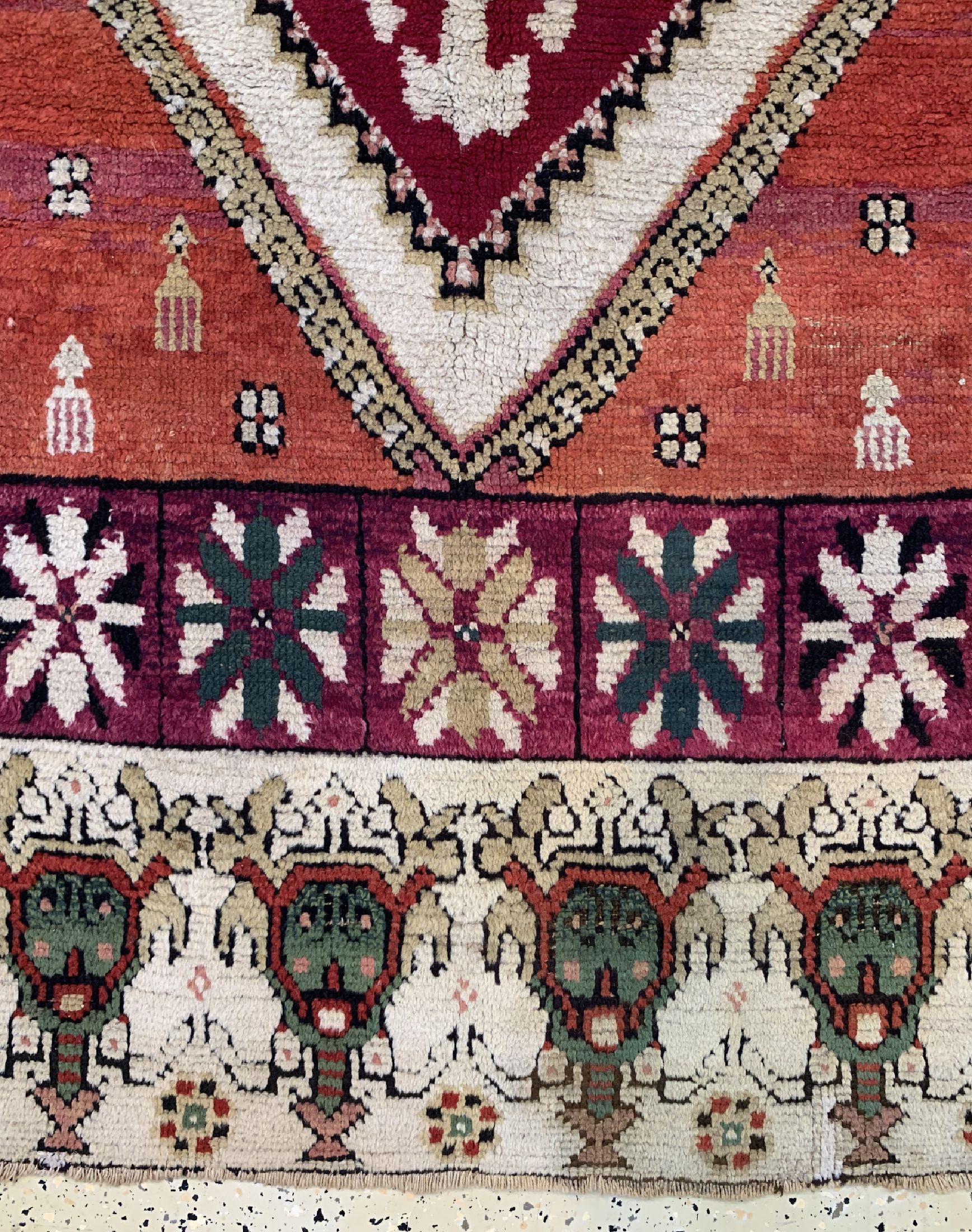 Detail b: Bursa antik, Türkei, um 1920, Wolle auf Baumwolle, ca. 165 x 123 cm, verkürzt, EHZ: 2-3