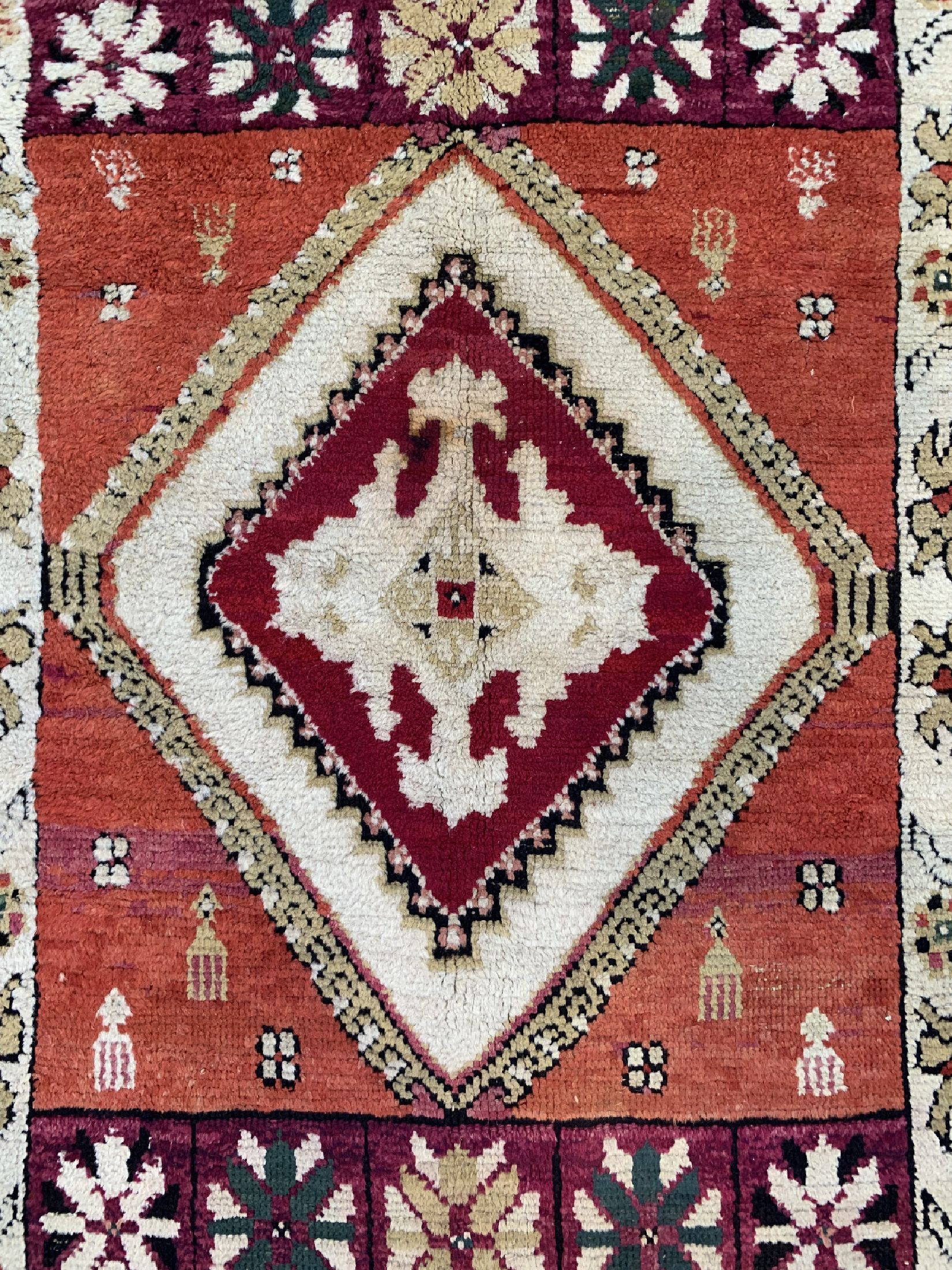 Detail c: Bursa antik, Türkei, um 1920, Wolle auf Baumwolle, ca. 165 x 123 cm, verkürzt, EHZ: 2-3