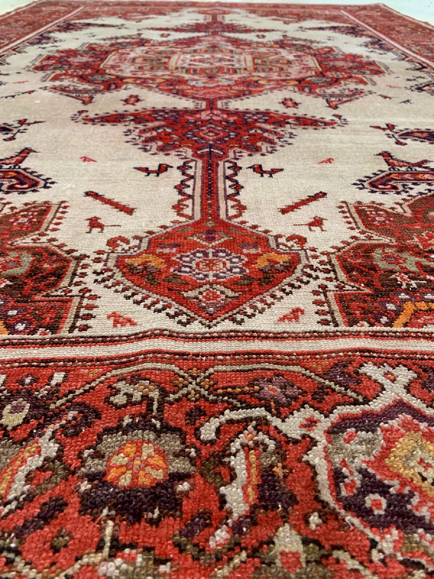 Detail d: Antiker Malayer, Persien, 19.Jhd, Wolle aufBaumwolle, ca. 200 x 137 cm, minimal verkürzt,EHZ: 2-3