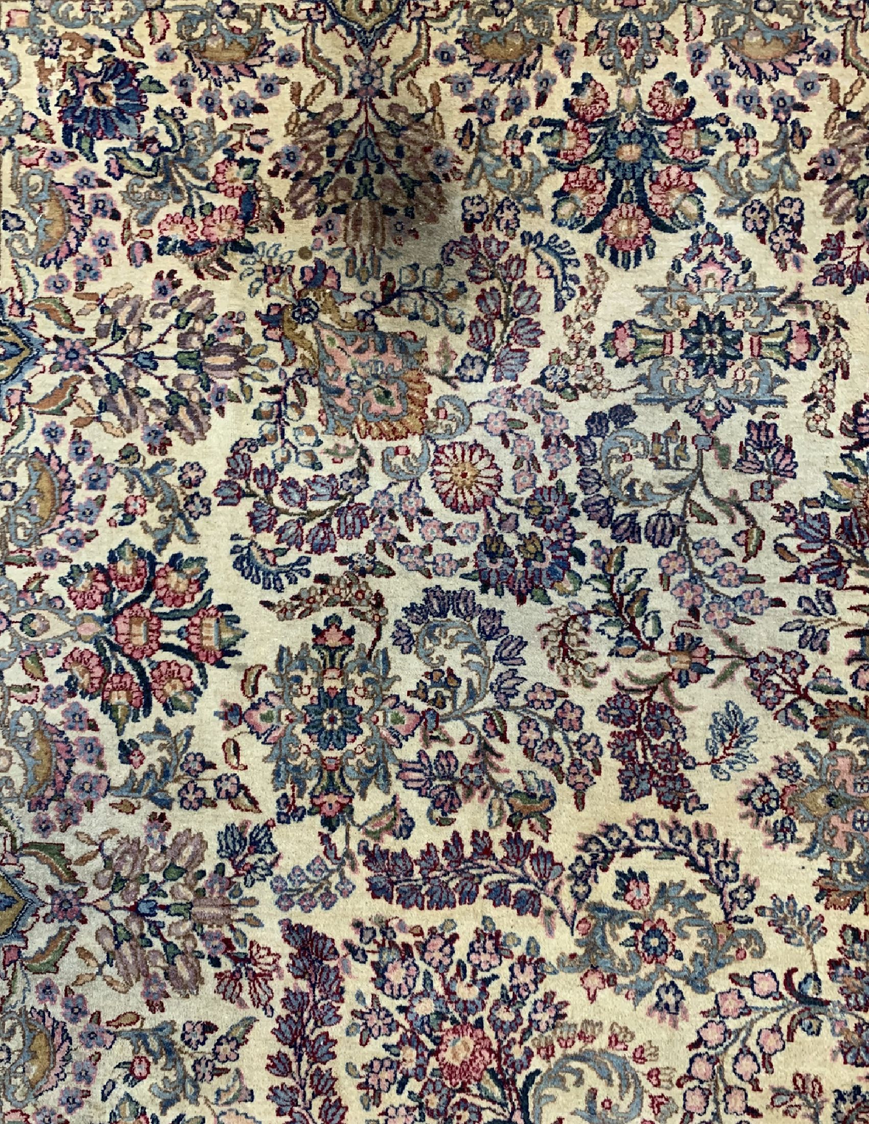 Detail d: Kerman Lawar, Persien, um 1920, Wolle auf Baumwolle, ca. 440 x 300 cm, Reinigungsbedürftig, EHZ: 2-3