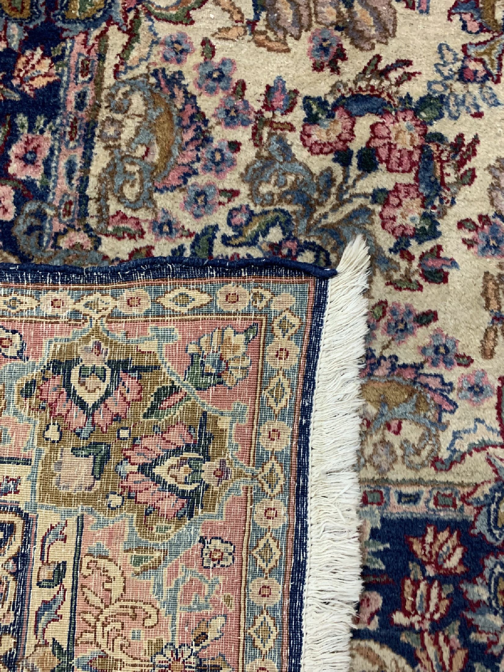 Detail f: Kerman Lawar, Persien, um 1920, Wolle auf Baumwolle, ca. 440 x 300 cm, Reinigungsbedürftig, EHZ: 2-3