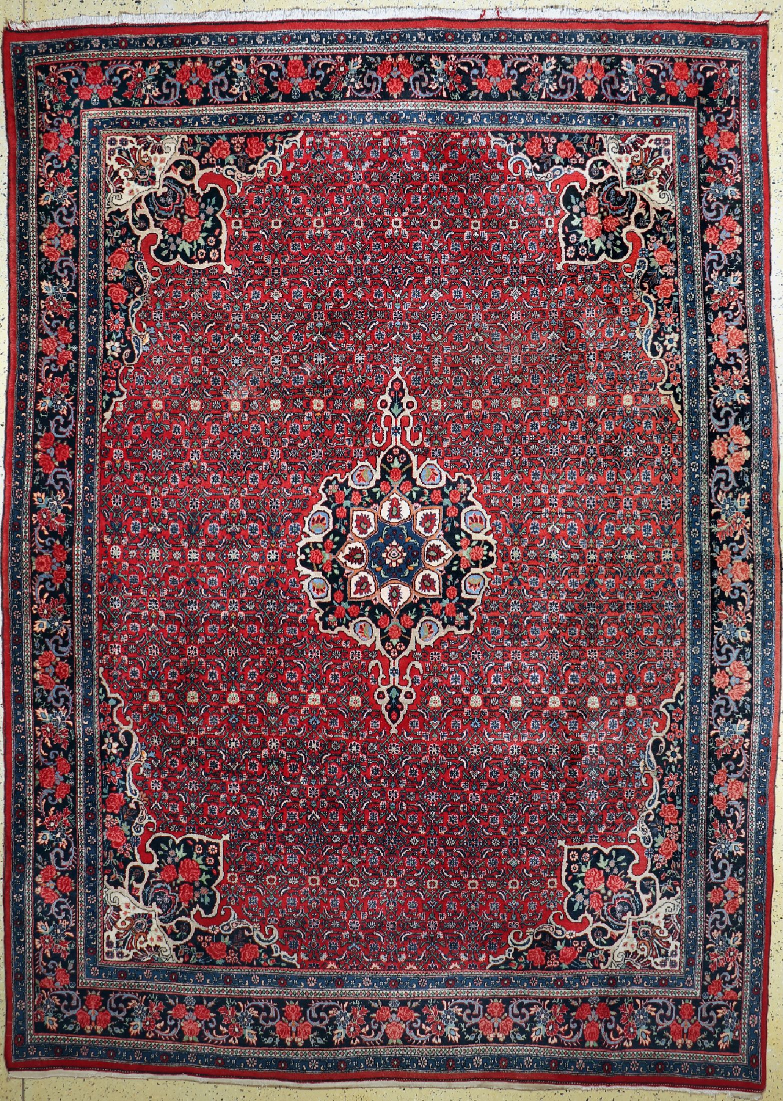 Rosenbidjar alt, Persien, um 1950, Wolle auf Baumwolle, ca. 371 x 273 cm, EHZ: 2