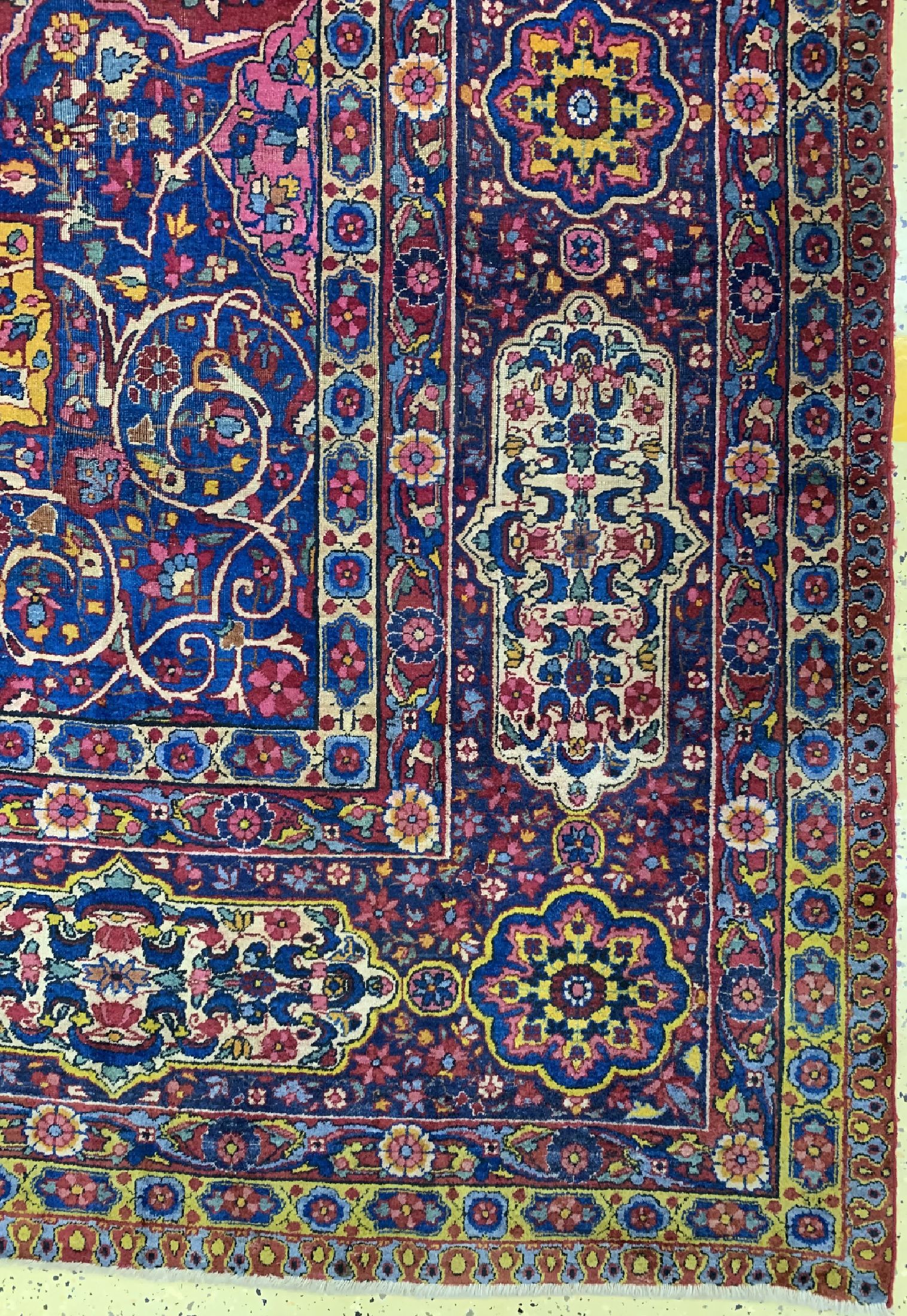 Detail a: Täbriz alt, Persien, um 1940, Wolle auf Baumwolle, ca. 565 x 350 cm, EHZ: 3
