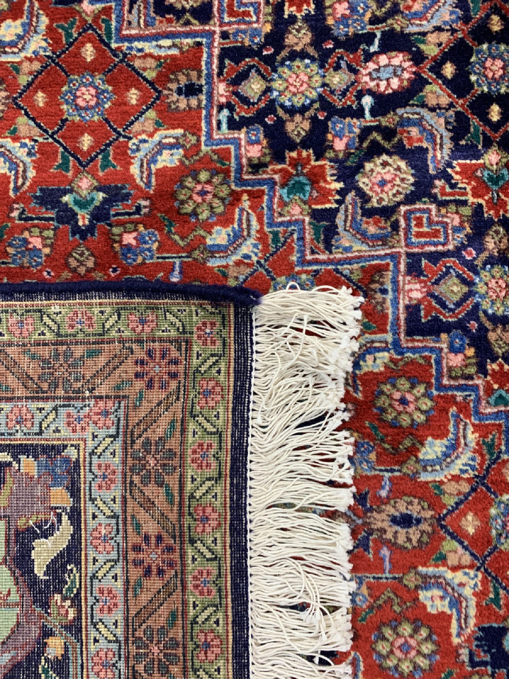 Detail e: Täbriz (40 Raj), Persien, um 1950, Wolle auf Baumwolle, ca. 333 x 252 cm, EHZ: 1-2