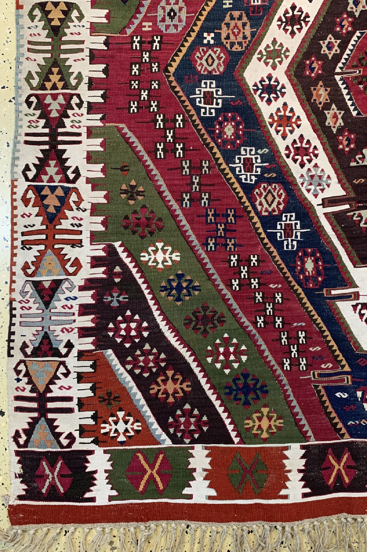 Detail b: Aydin Kelim antik, Türkei, um 1900, Wolle auf Wolle, ca. 465 x 165 cm, EHZ: 2