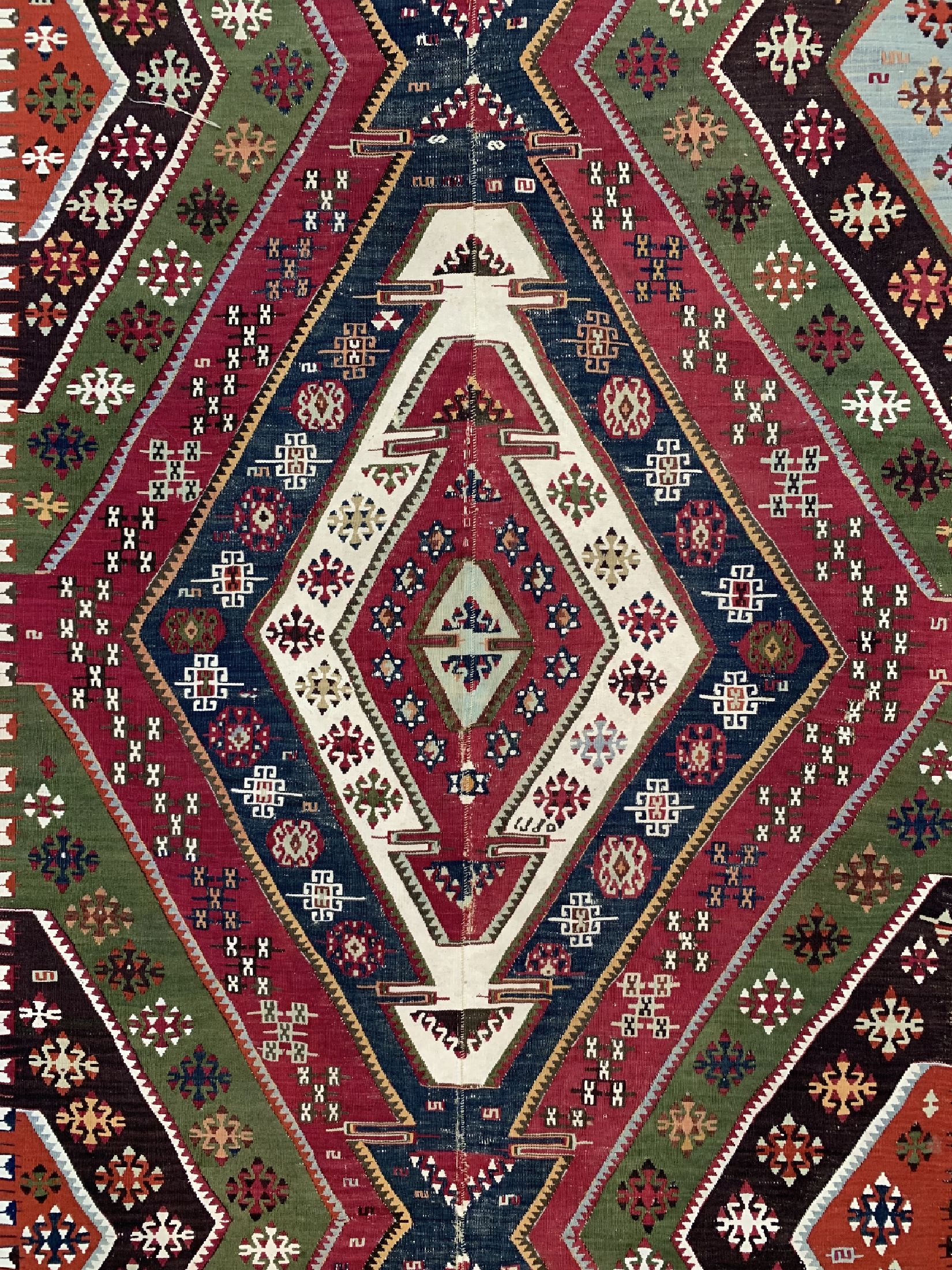 Detail c: Aydin Kelim antik, Türkei, um 1900, Wolle auf Wolle, ca. 465 x 165 cm, EHZ: 2