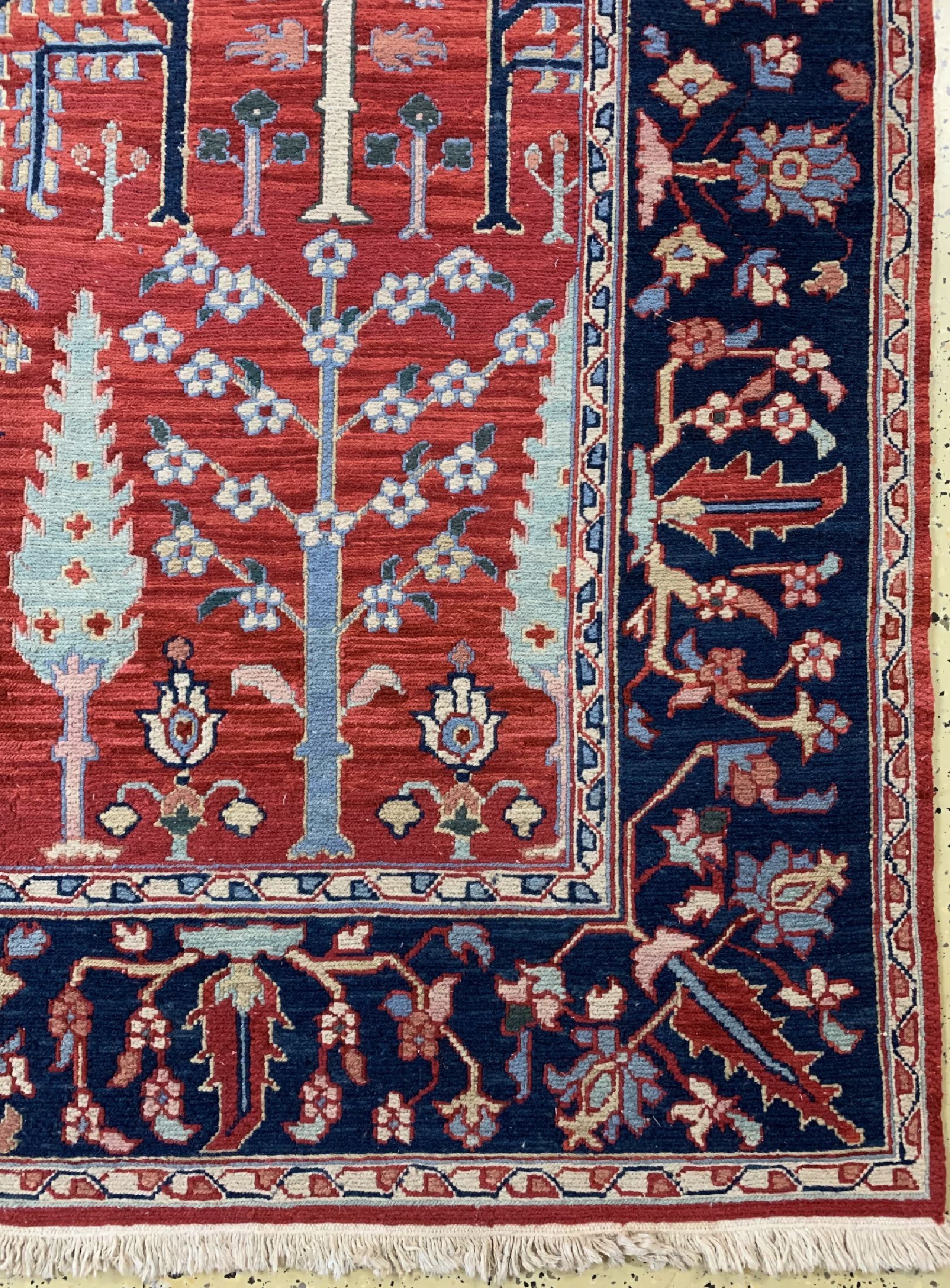 Detail a: Sumakh, Indien, ca. 40 Jahre, Wolle auf Baumwolle, ca. 303 x 240 cm, EHZ: 2
