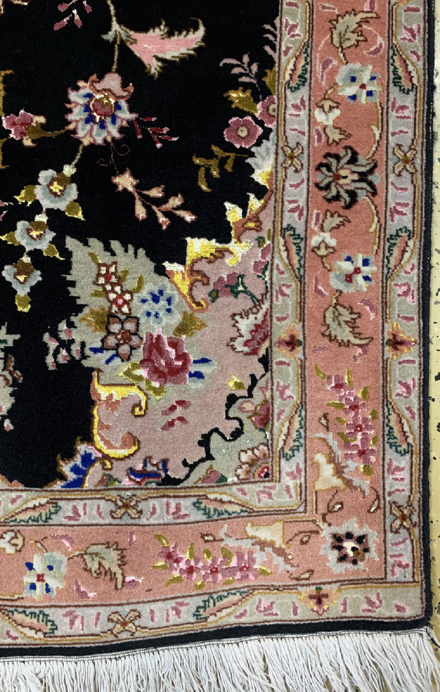 Detail a: Täbriz fein(50 Raj), Persien, ca. 40 Jahre,Korkwolle mit Seide, ca. 202 x 82 cm, ca. 500.000 Kn/qm, EHZ: 2