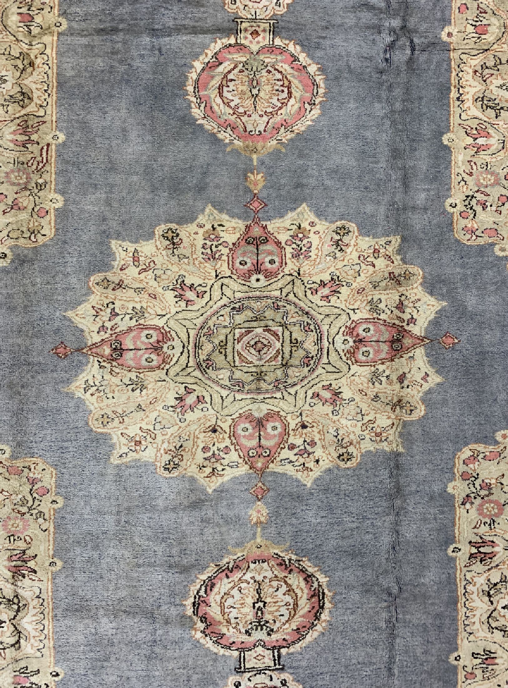 Detail b: Kayseri Flosch, Türkei, um 1960, merzerisierte Baumwolle, ca. 305 x 197 cm, EHZ: 2