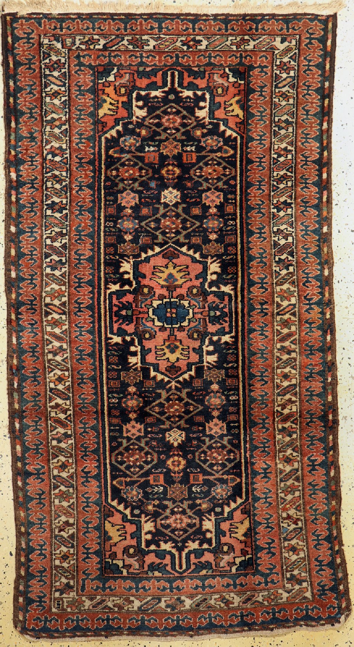 Hamadan alt, Persien, um 1940, Wolle auf Baumwolle, ca. 220 x 117 cm, EHZ: 2