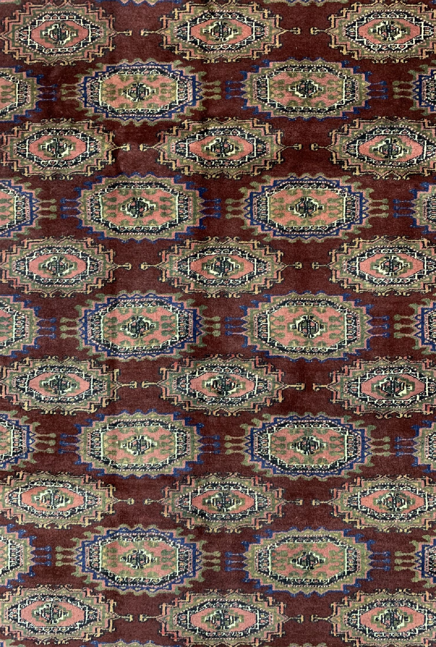 Detail b: Yomud alt, Turkmenistan, um 1960, Wolle aufWolle, ca. 335 x 195 cm, EHZ: 2