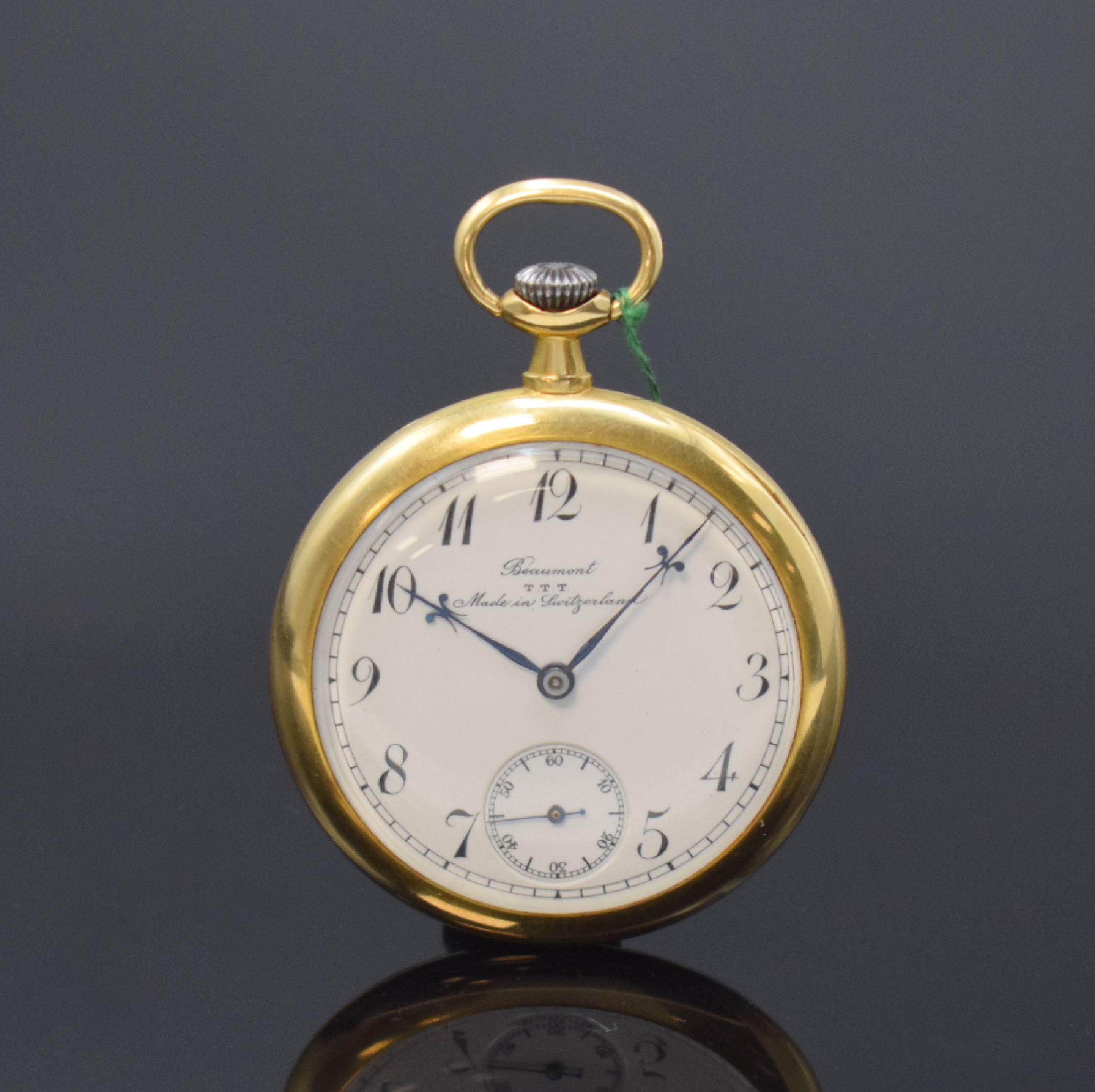 BEAUMONT offene Taschenuhr in GG 750/000 mit Diamanten, Schweiz um 1915, glattes Geh., Goldcuvette, rücks. emaill. u. m. Diam. bes., Emailzifferbl. ...