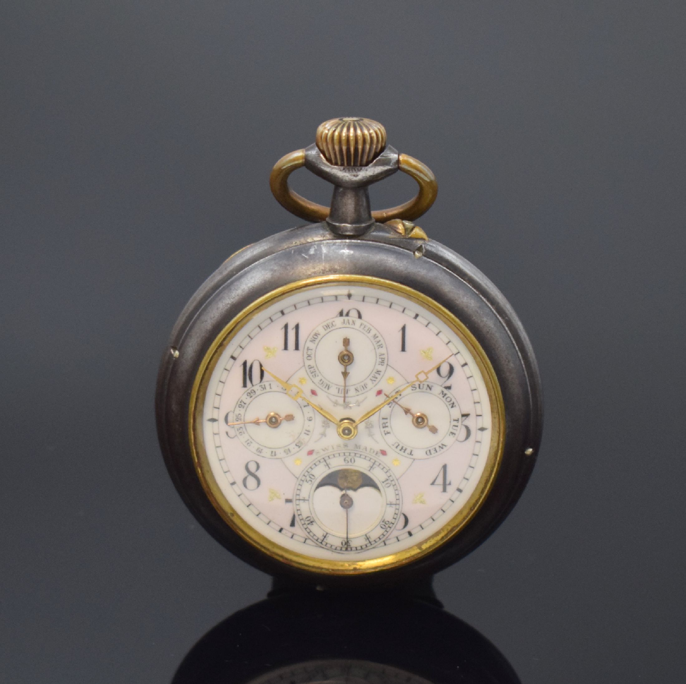 Offene Taschenuhr mit Vollkalender und Mondphase, Schweiz um 1890, brüniertes Geh., Glasrand aufgedr., Emailzifferbl. m. arab. Zahlen, gold. Zeiger, ...