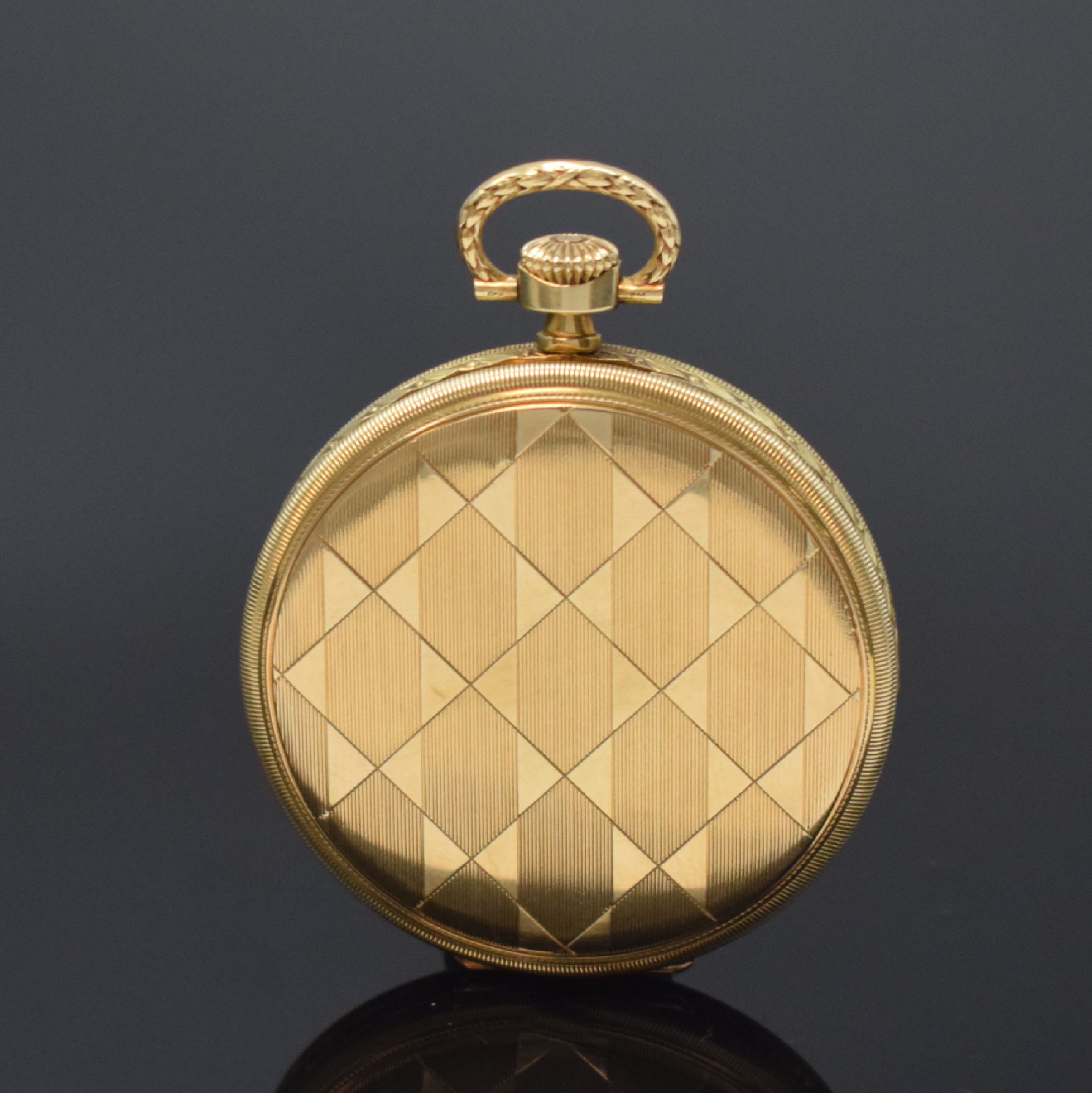 Detail a: IWC offene Taschenuhr in GG 585/000, Schweiz um 1927, grav. Geh., Rückdeckel m. Dekor, Goldcuvette, verg. Zifferbl. m. arab. Zahlen besch., gebl. ...