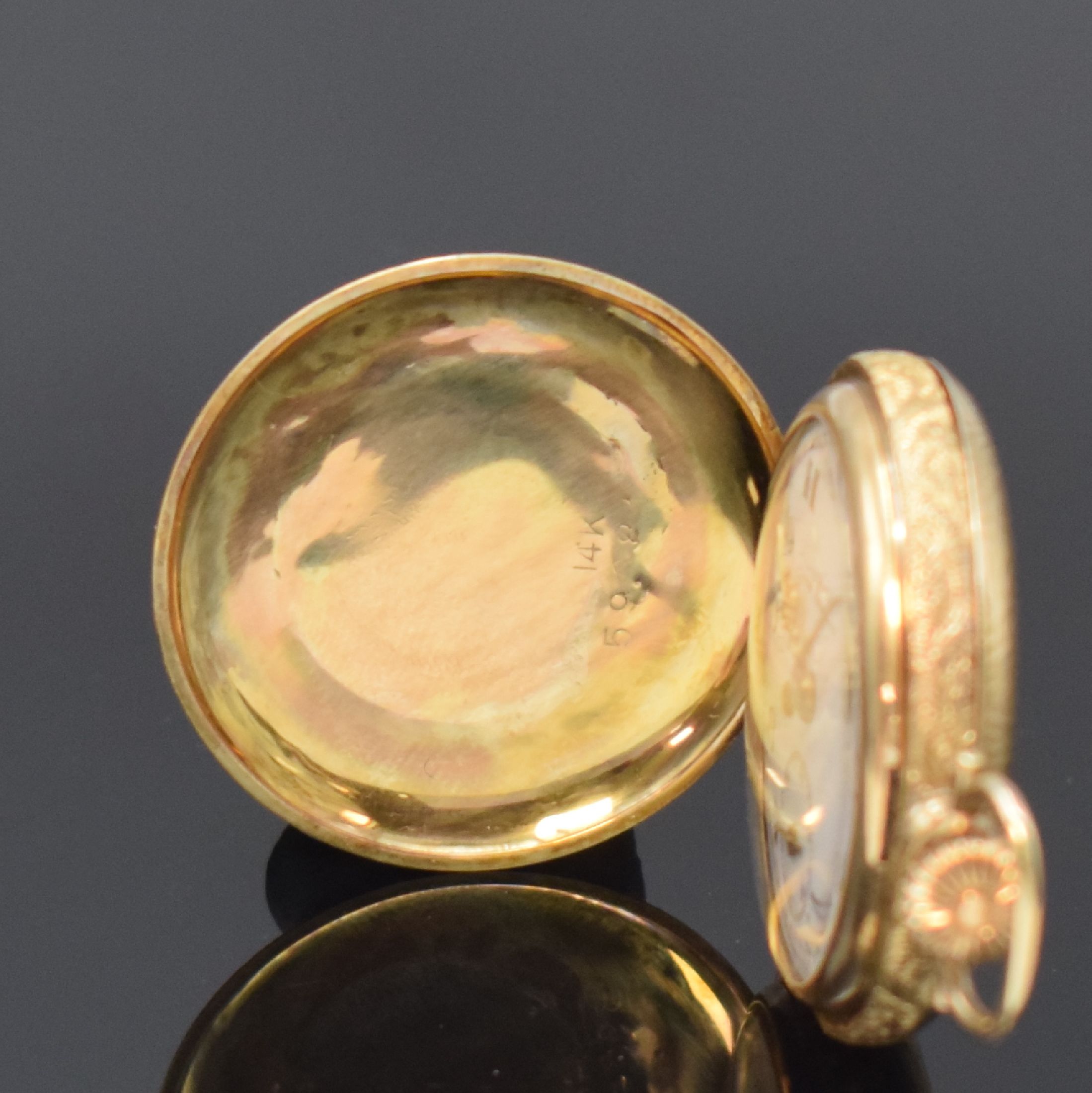 Detail a: IMPERIAL / BUREN WATCH kleine Savonette in GG 585/000, Schweiz um 1920, 3 Deckel-Goldgeh.floral grav., grav. Sprung- u. Rückdeckel (m. Monogramm), ...