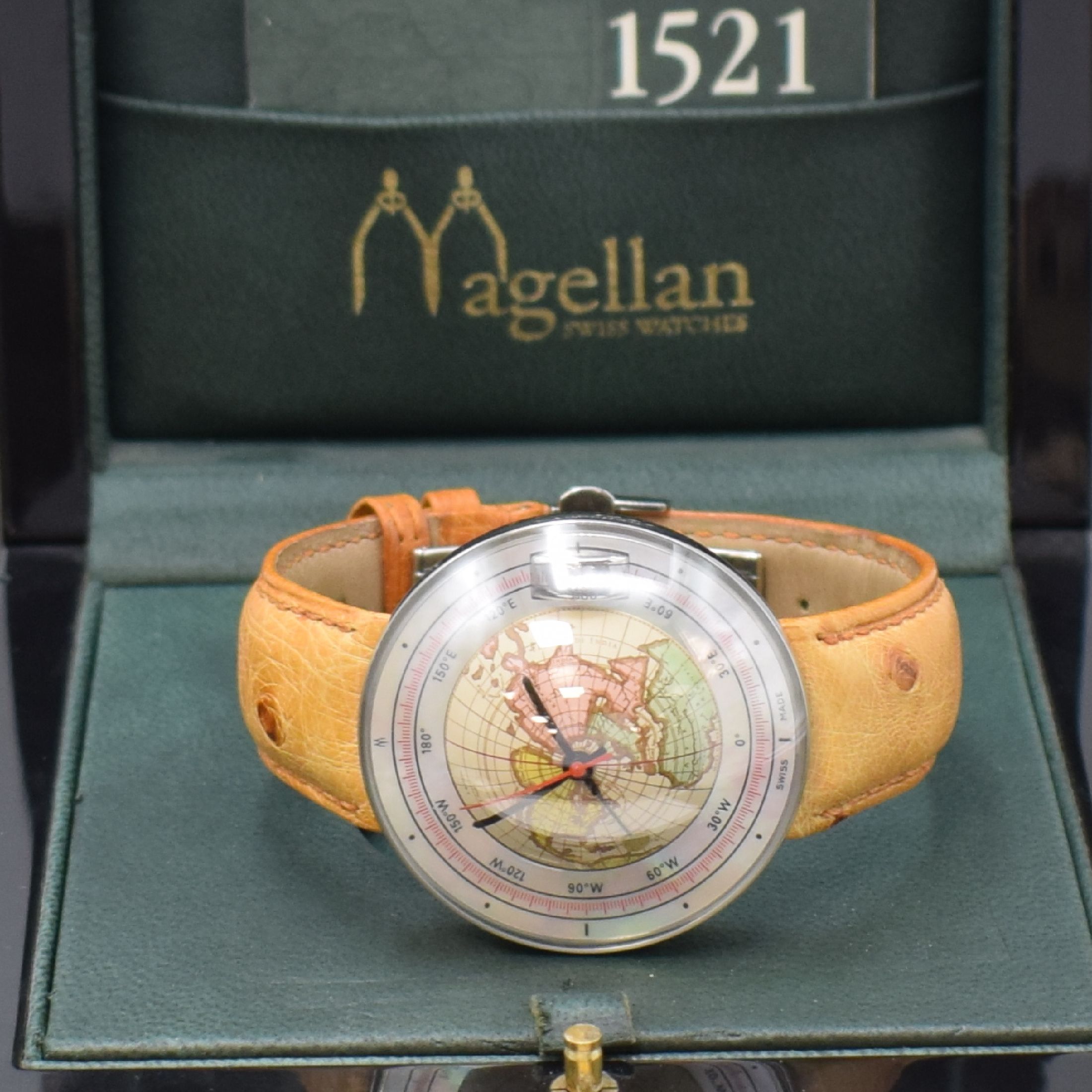 Detail e: MAGELLAN seltene Herrenarmbanduhr "1521" Northern Hemisphere, Schweiz um 2000, Automatik, Edelstahlgeh. inkl. orig. Lederband m. orig. ...