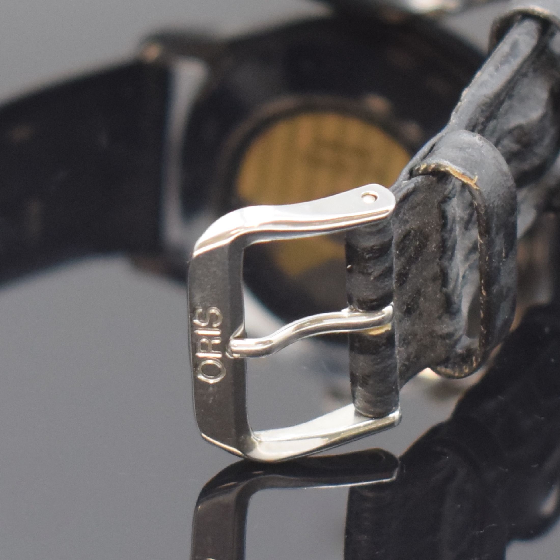 Detail b: ORIS Armbandchronograph in Stahl Referenz 7415,, Schweiz um 1995, beids. vergl. Geh., Boden verschr., orig. Lederband m. Dornschl., schwarzes ...