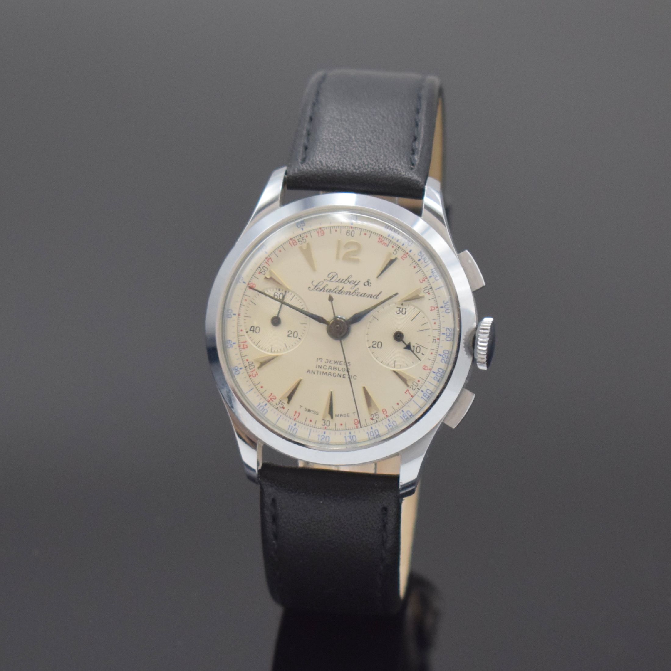 DUBEY & SCHALDENBRAND verchromter Herrenchronograph, Schweiz um 1980, Handaufzug, Stahlboden gedr., silb. Zifferblatt m. silb. Std.-Ind., gebl. ...