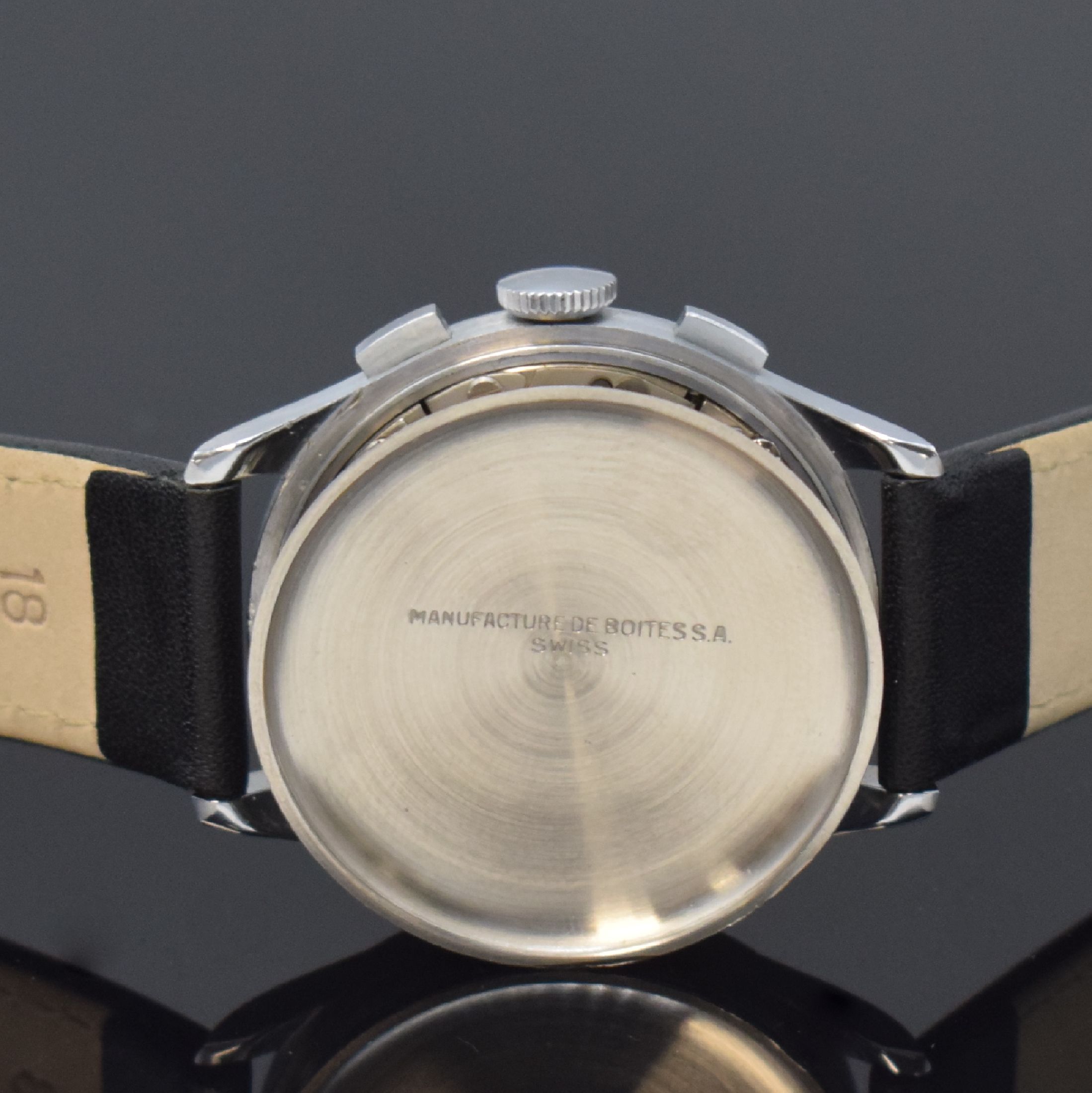 Detail e: DUBEY & SCHALDENBRAND verchromter Herrenchronograph, Schweiz um 1980, Handaufzug, Stahlboden gedr., silb. Zifferblatt m. silb. Std.-Ind., gebl. ...
