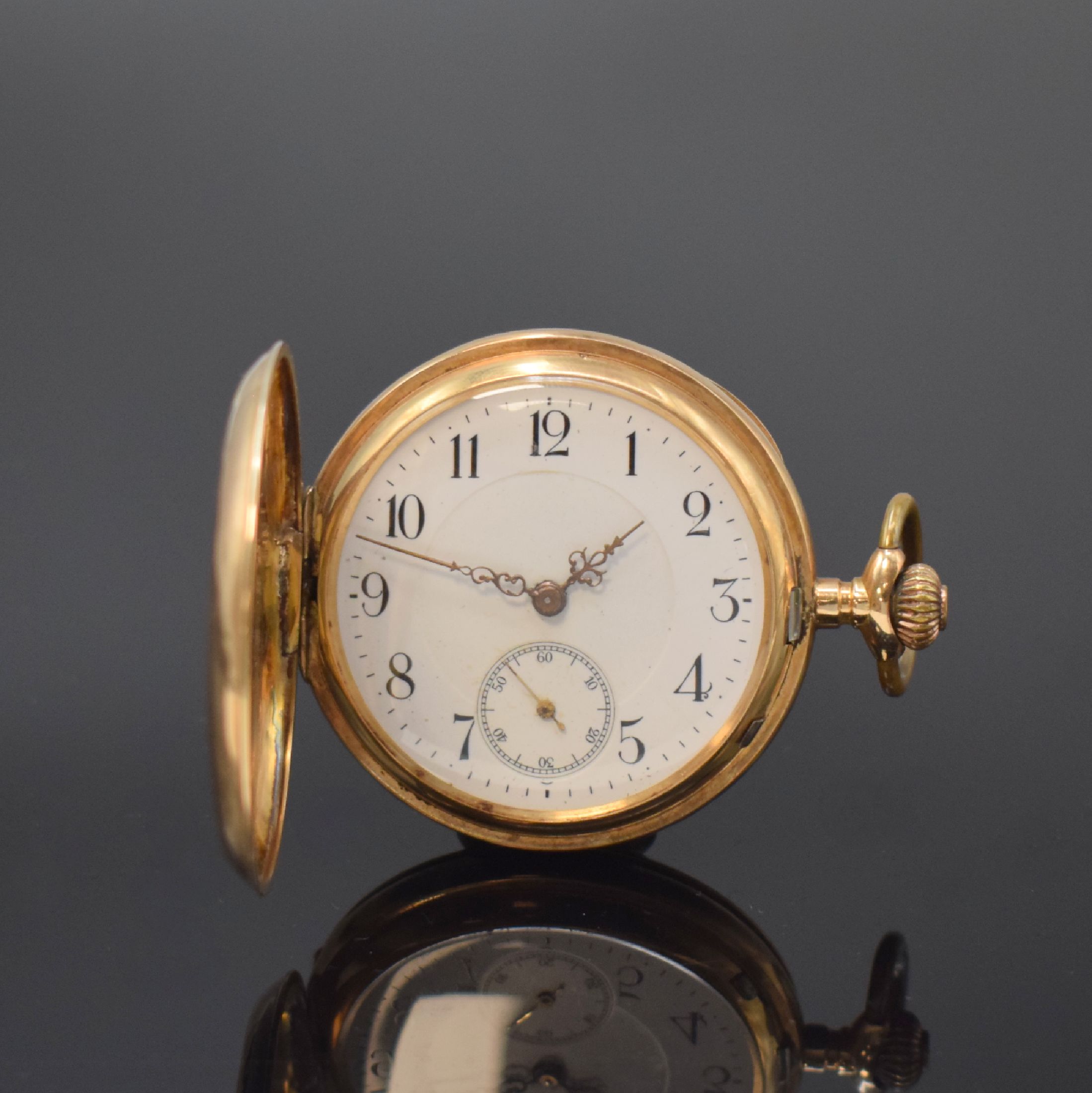 Herrensavonette in RG 585/000, Schweiz um 1900, glattes Geh. dell., Metallcuvette, Emailzifferbl. m. arab. Zahlen, gold. Zeiger, kl. Sek. b. 6, verg. ...