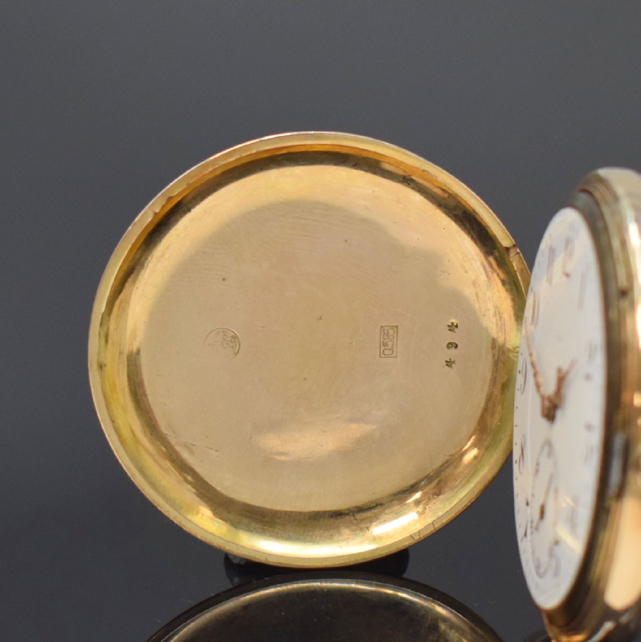 Detail a: INVICTA Herrensavonette mit 1/4 Stunden Repetition in GG 585/000, Schweiz um 1910, glattes Geh. dell., Metallcuvette Medaillen- gravur, ...