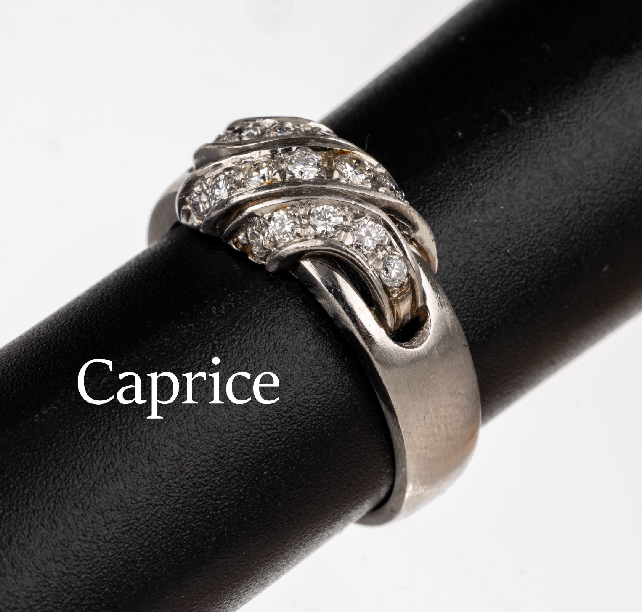CAPRICE Platin Brillant-Ring, 16 Brillantenzus. ca. 0.35 ct Weiß/si, ca. 8.8 g, RW 55