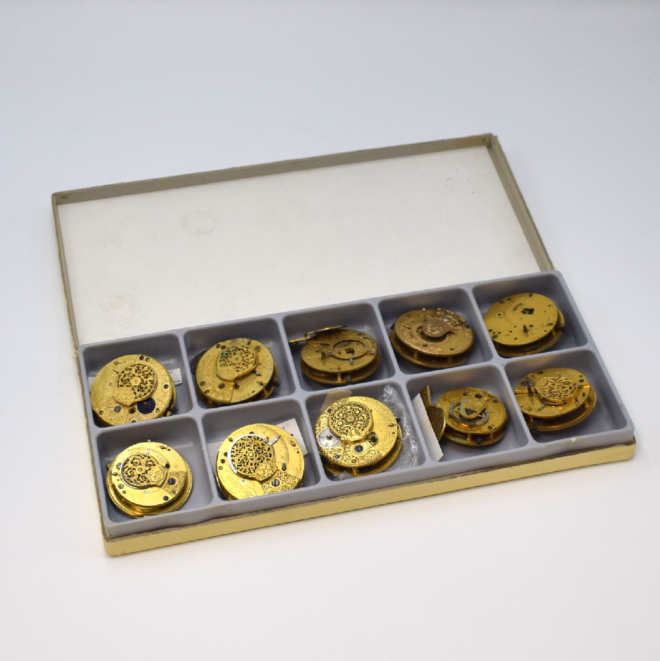 Detail a: 10 Spindelwerke und diverse Ersatzteile, Werke nicht vollständig, versch. Zeiten u. Ausführungen, für Bastler oder als Ersatzteilspender, weitere ...