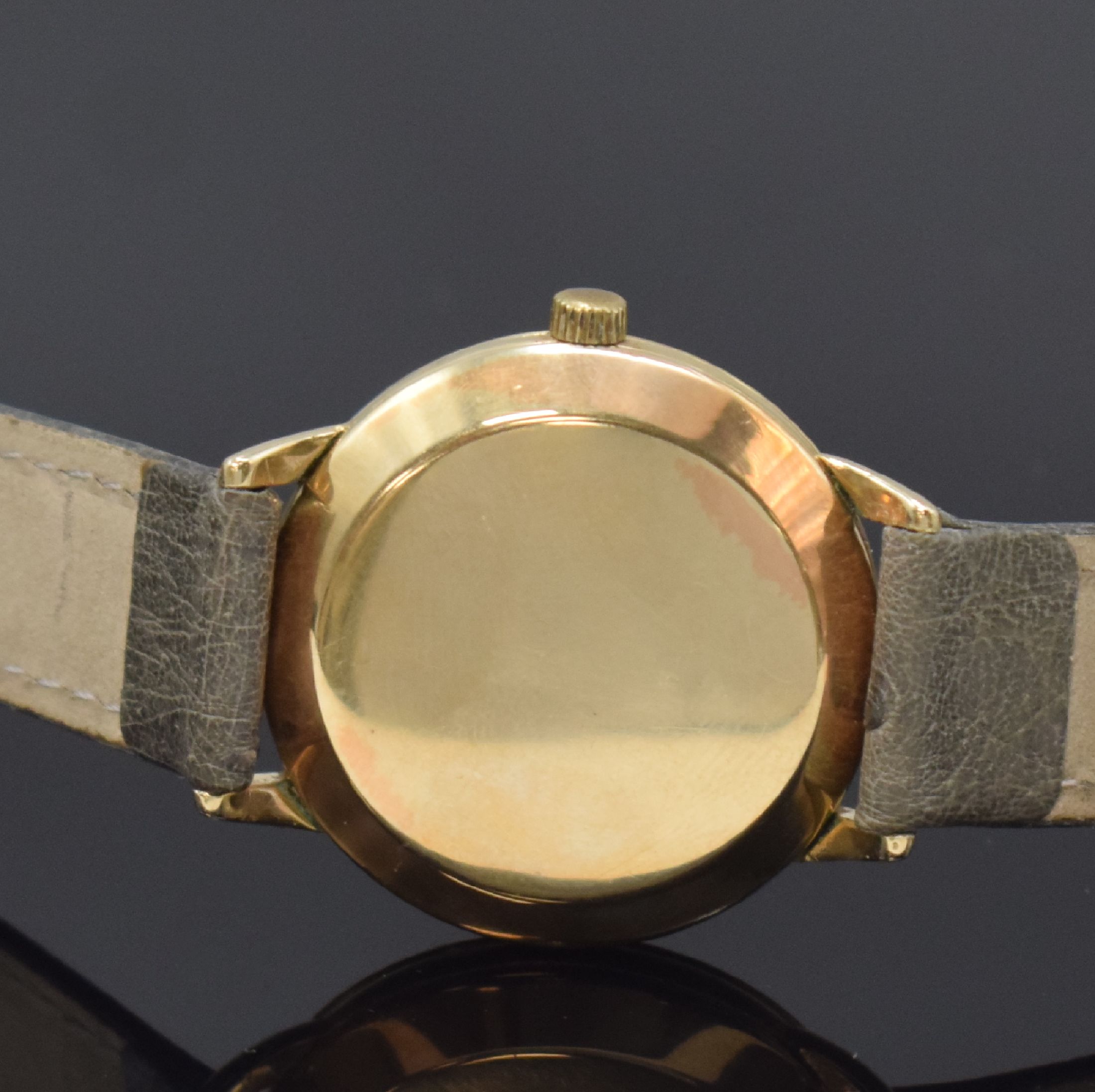 Detail c: OMEGA Herrenarmbanduhr mit Hammerautomatik, Schweiz um 1952, Ref. F-6212, 14k Gold Filled Gehäuse, Boden u. Glasrand aufgedr., silb. Zifferblatt ...