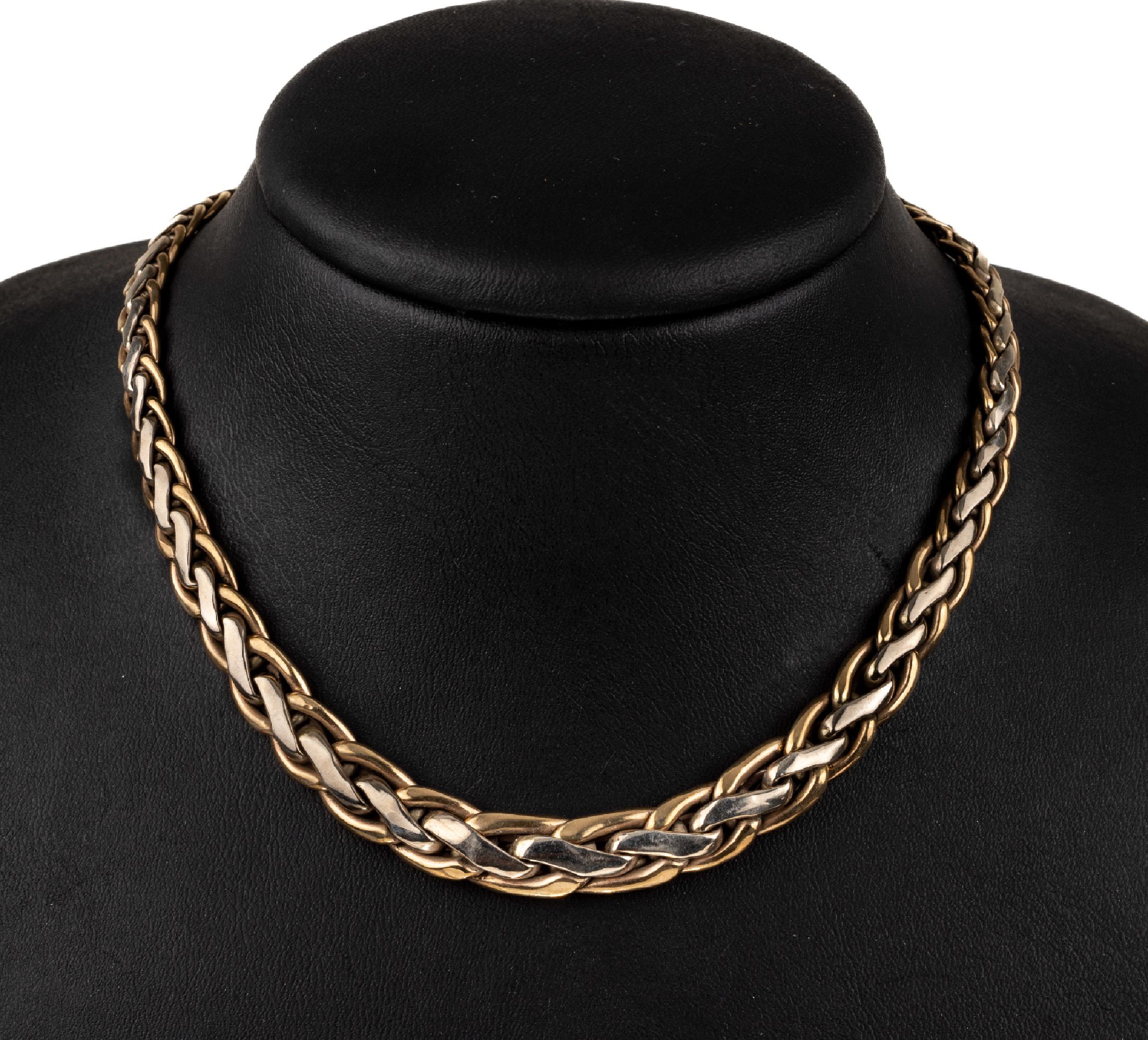 8 kt Gold Collier, GG/WG 333/000, im Verlauf, L. ca. 46 cm, Karabinerschließe, ca. 24 g