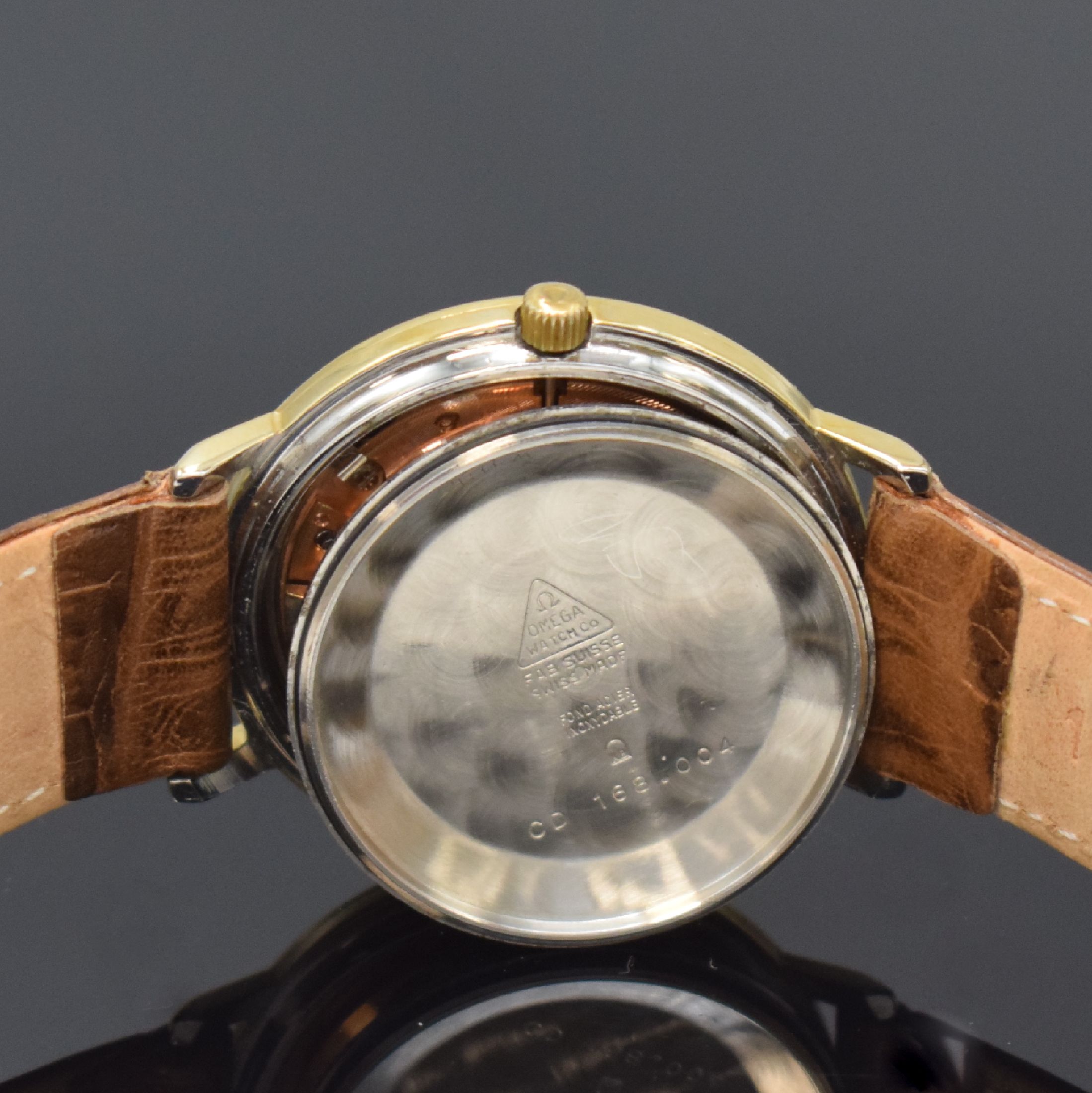 Detail f: OMEGA Herrenarmbanduhr Constellation Chronometer Referenz CD 168.004, Automatik, Schweiz um 1967, Edelstahlgeh. m. Goldhaube, Boden m. zentr. ...