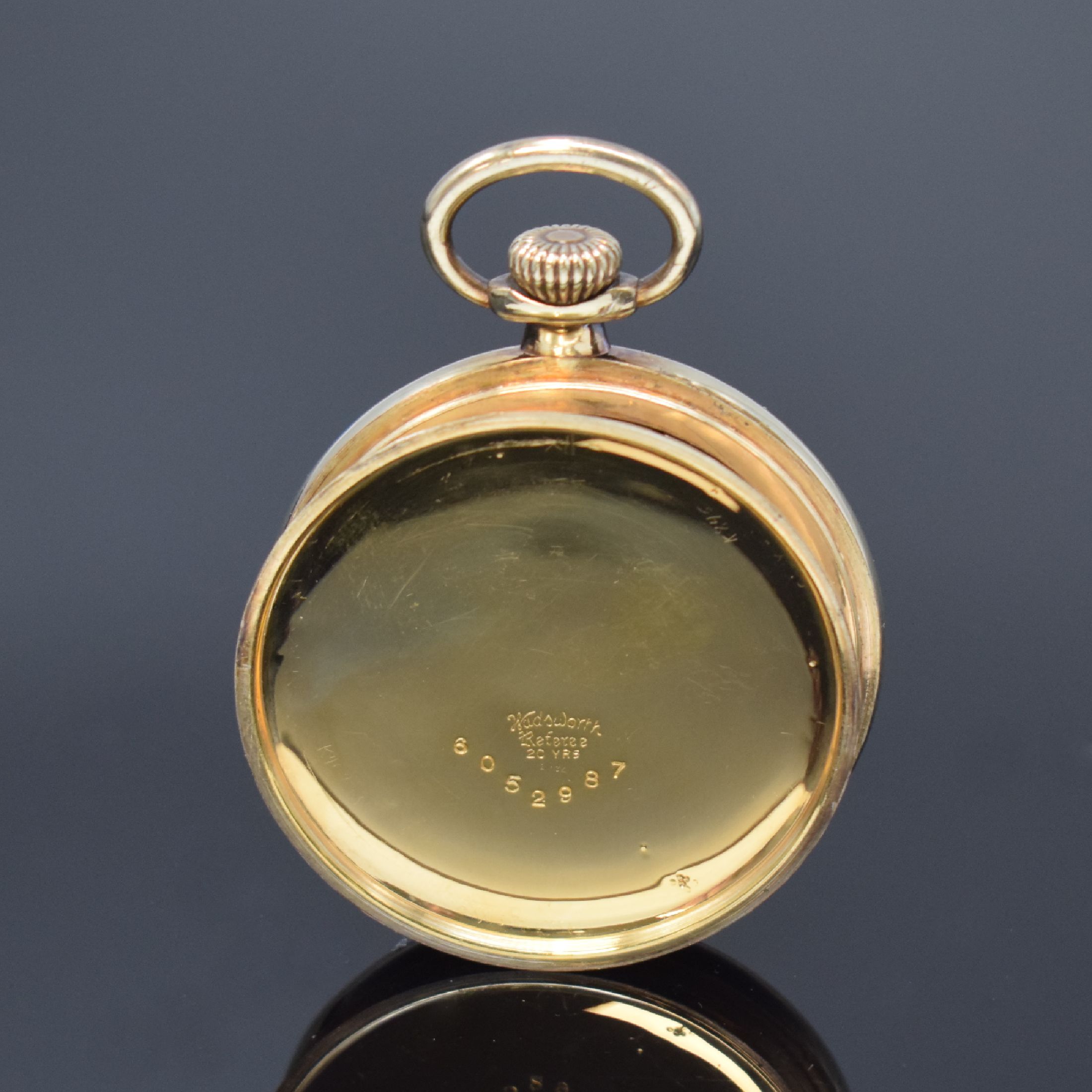 Detail c: OMEGA offene Herrentaschenuhr, Schweiz/USA um 1921, verg. Hadsworth-Geh., verschr. Boden m. Widmungsgravur, Emailzifferbl. m. arab. Std., gebl. ...