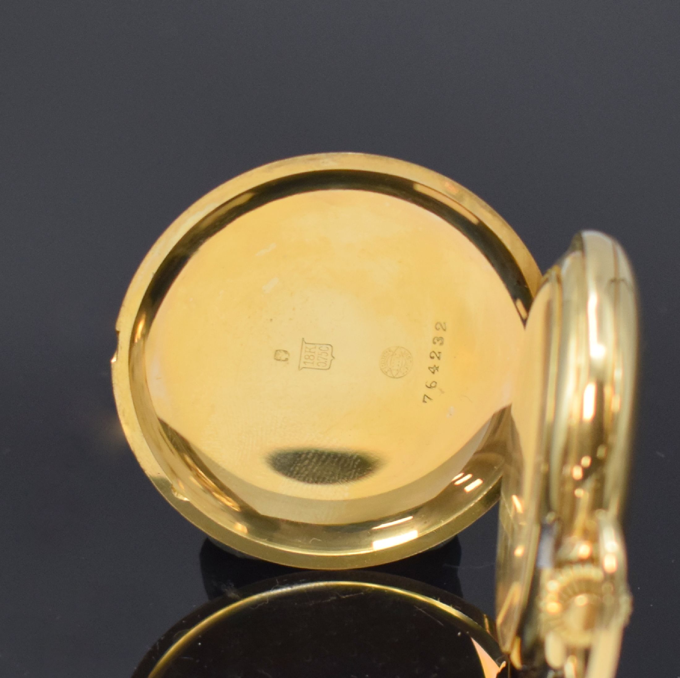 Detail a: IWC / FRANCISCO J. FRECCERO MONTEVIDEO Savonette Herrentaschenuhr in GG 750/000 Kaliber 66, Schweiz um 1920, guill. 3 Deckel Goldgeh., Sprungdeckel ...