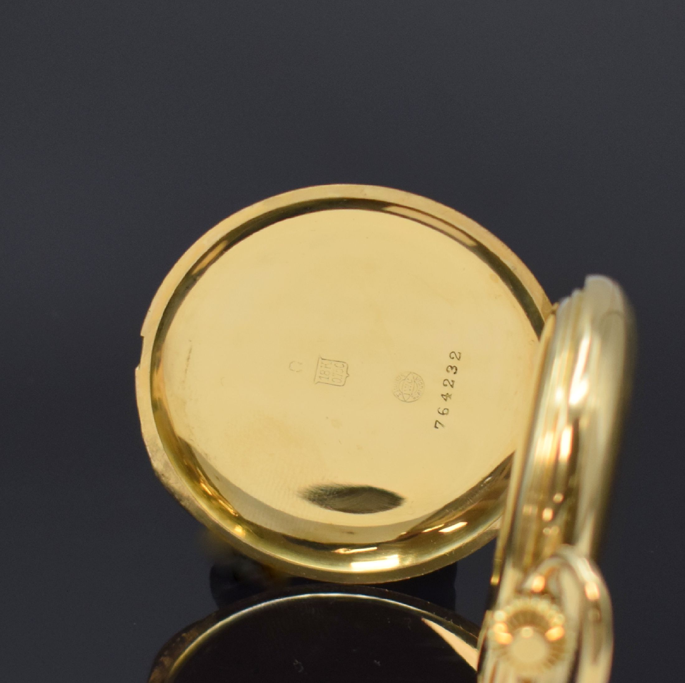 Detail d: IWC / FRANCISCO J. FRECCERO MONTEVIDEO Savonette Herrentaschenuhr in GG 750/000 Kaliber 66, Schweiz um 1920, guill. 3 Deckel Goldgeh., Sprungdeckel ...