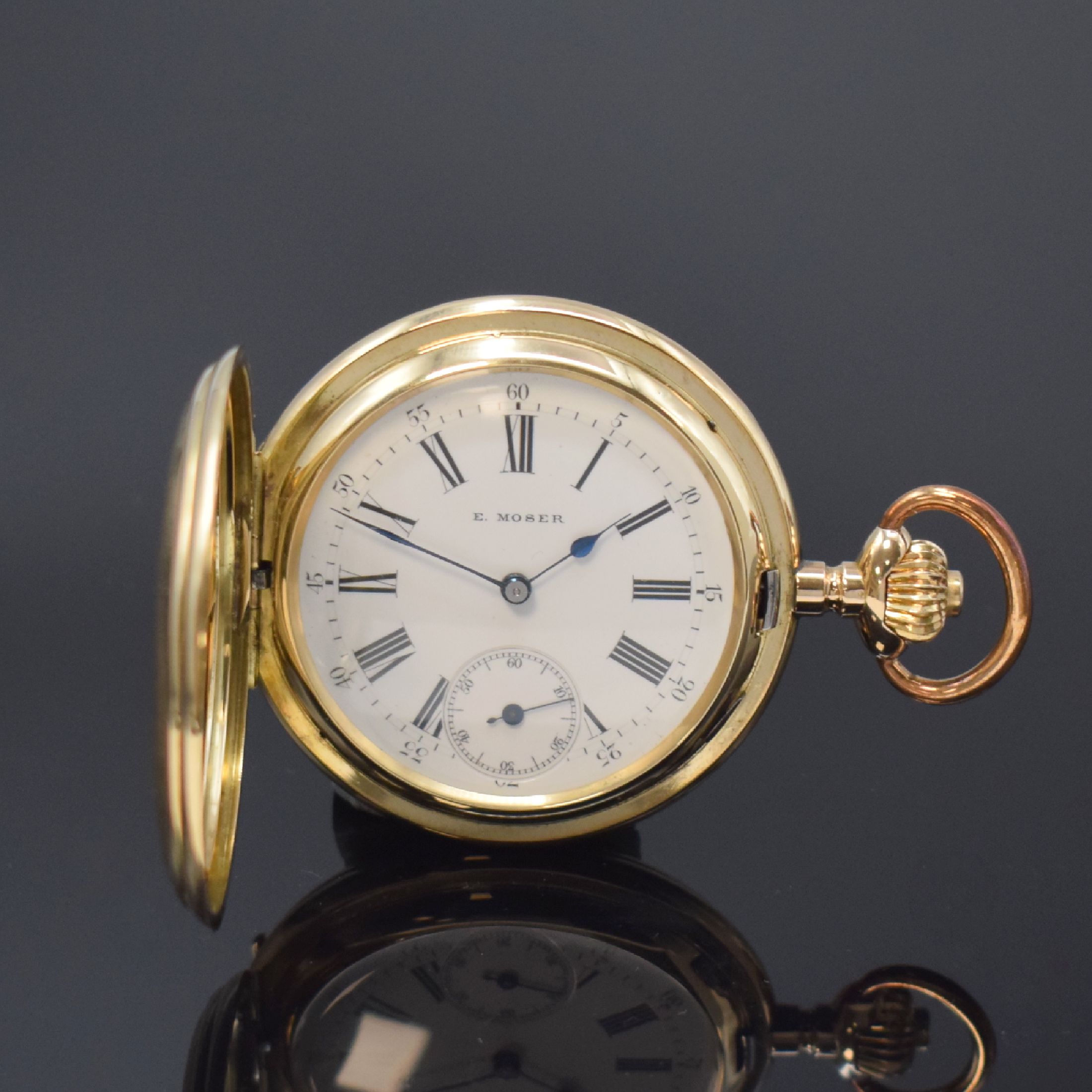 E. MOSER Savonette Herrentaschenuhr in RoseG 585/000, Schweiz um 1920, guill. 3-Deckel Goldgeh. l. dell., Emailzifferbl. m. röm. Std., gebl. Zeiger, ...