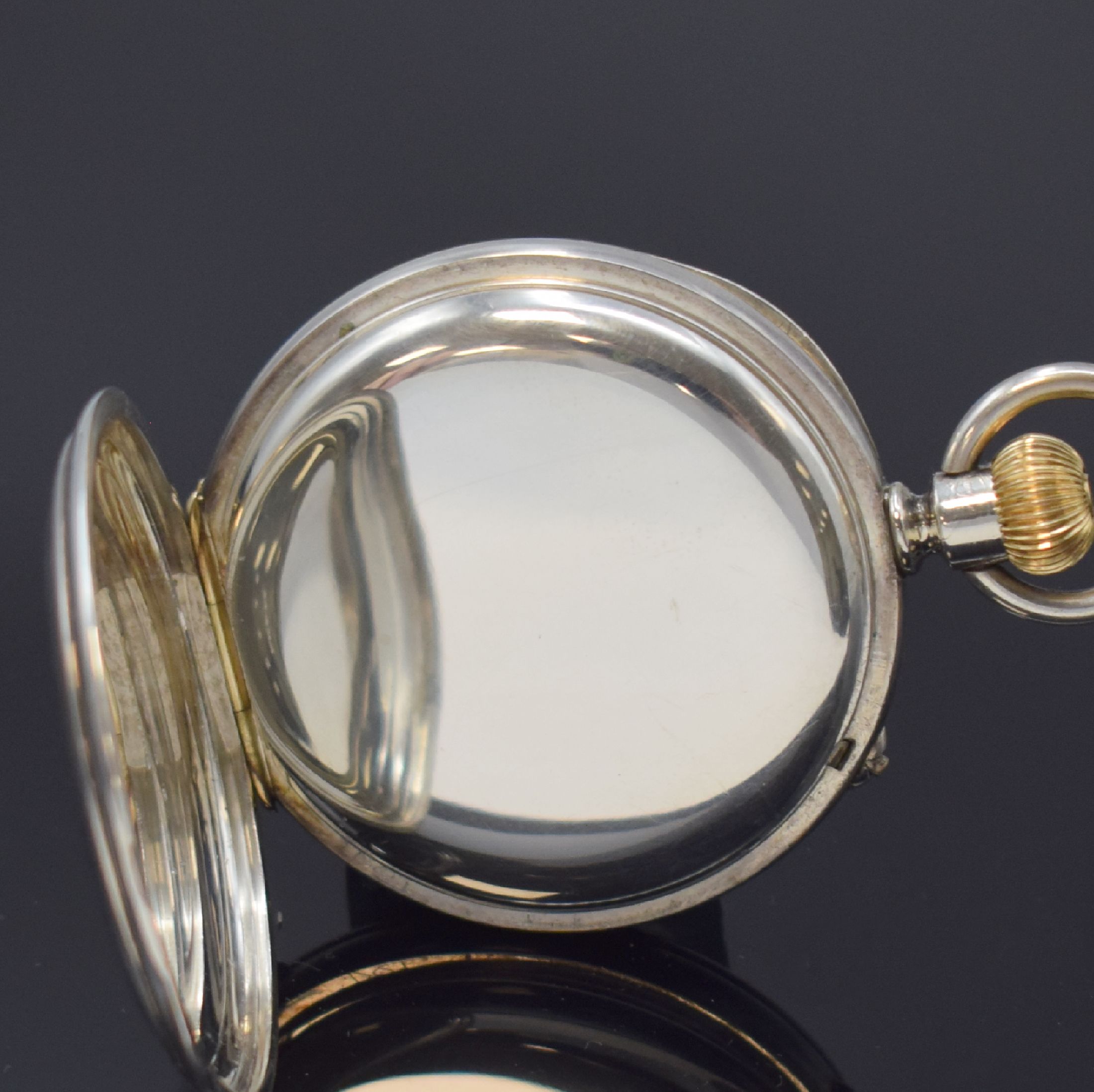 Detail c: DENT LONDON offene Silber-Herrentaschenuhr mit Gangreserveanzeige Nr. 32414, um 1900, glattes Geh. m. Goldscharnieren, Emailzifferblatt m. röm. ...